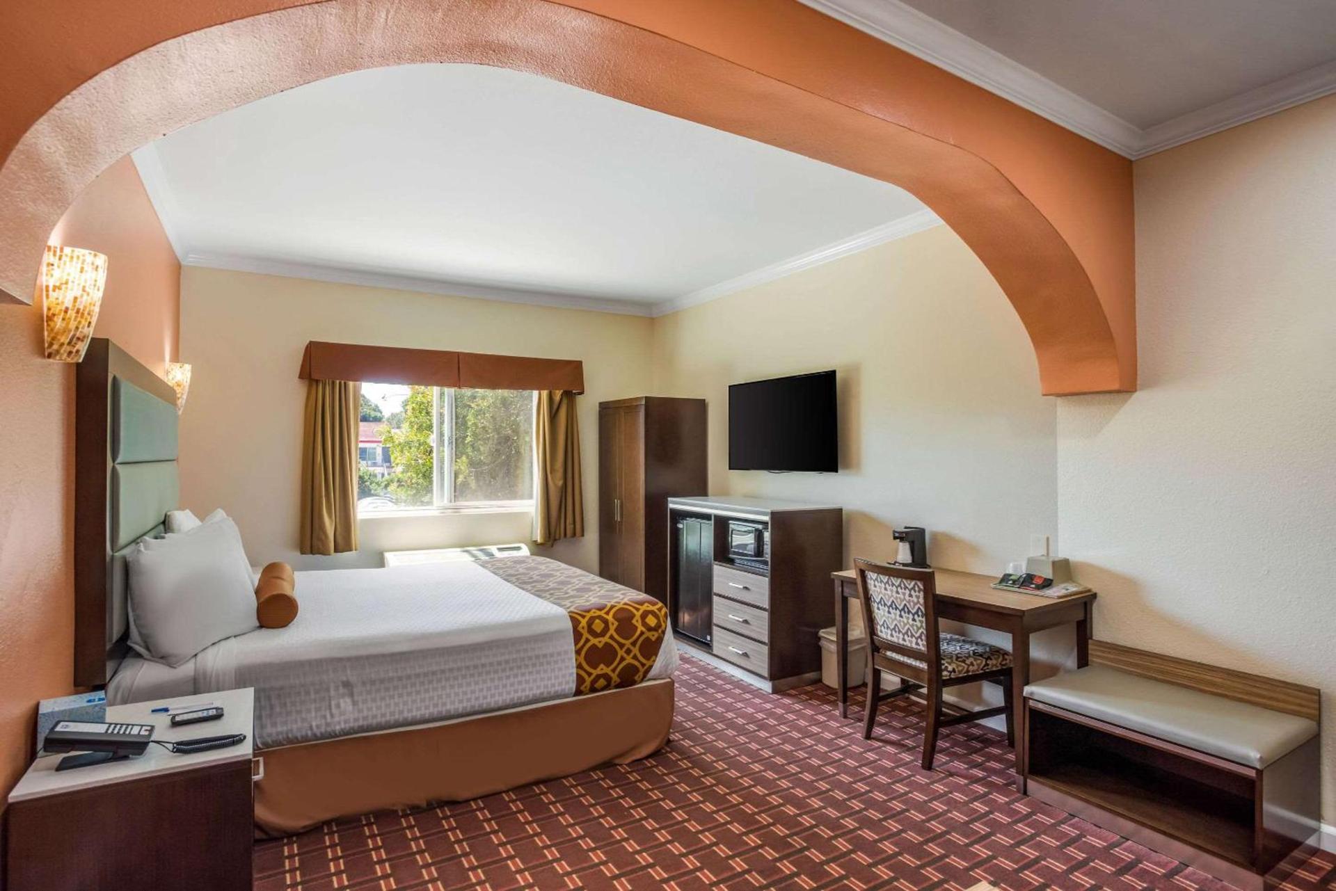 Rodeway Inn & Suites Pasadena photo 79