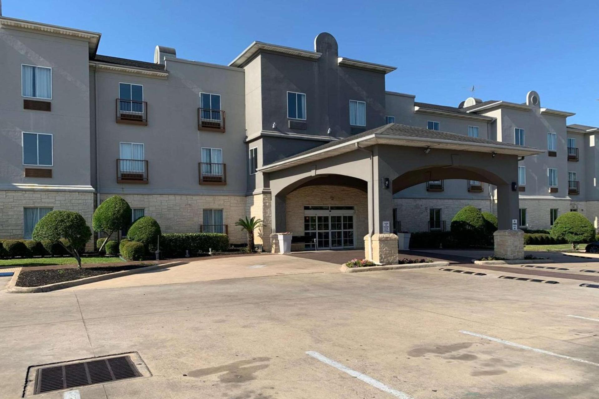 Country Inn & Suites by Radisson, Austin North Pflugerville , TX — hotel in Round Rock