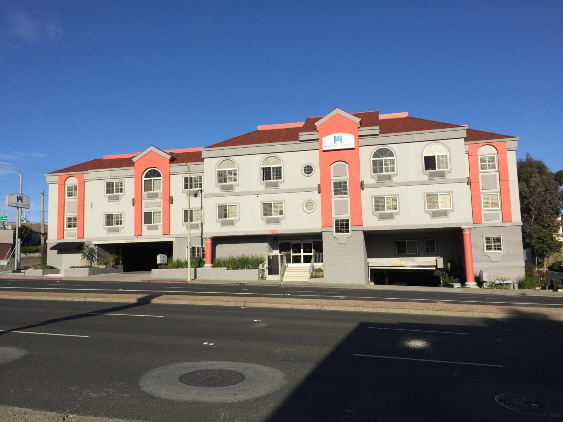 Hotel Aura SFO Airport FREE SHUTTLE photo 13