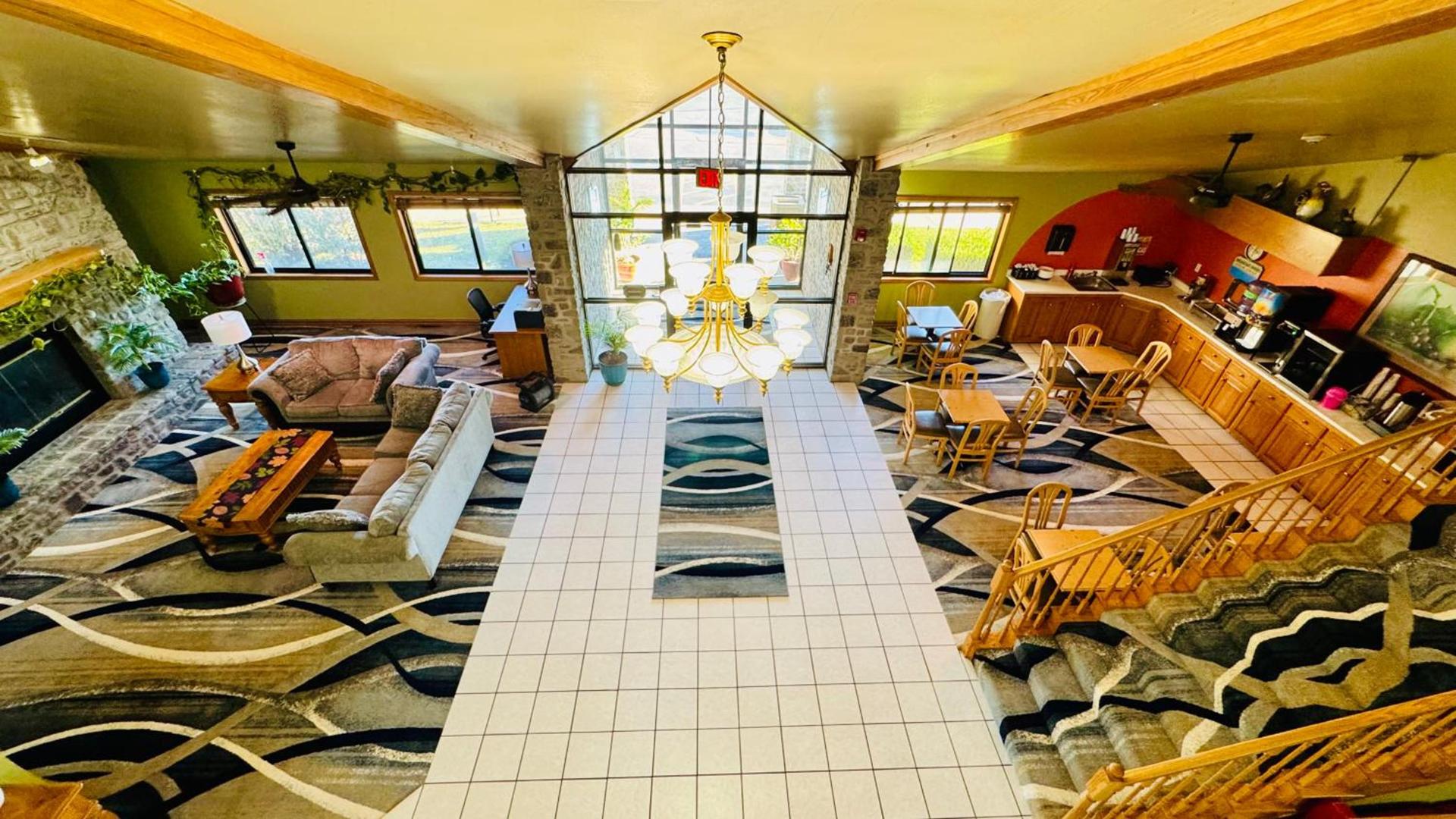 Regency Inn and Suites photo 4