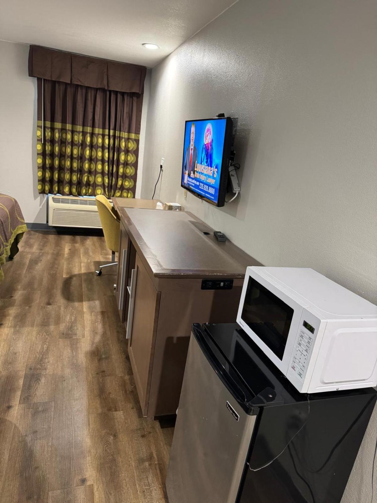 Executive Inn photo 41