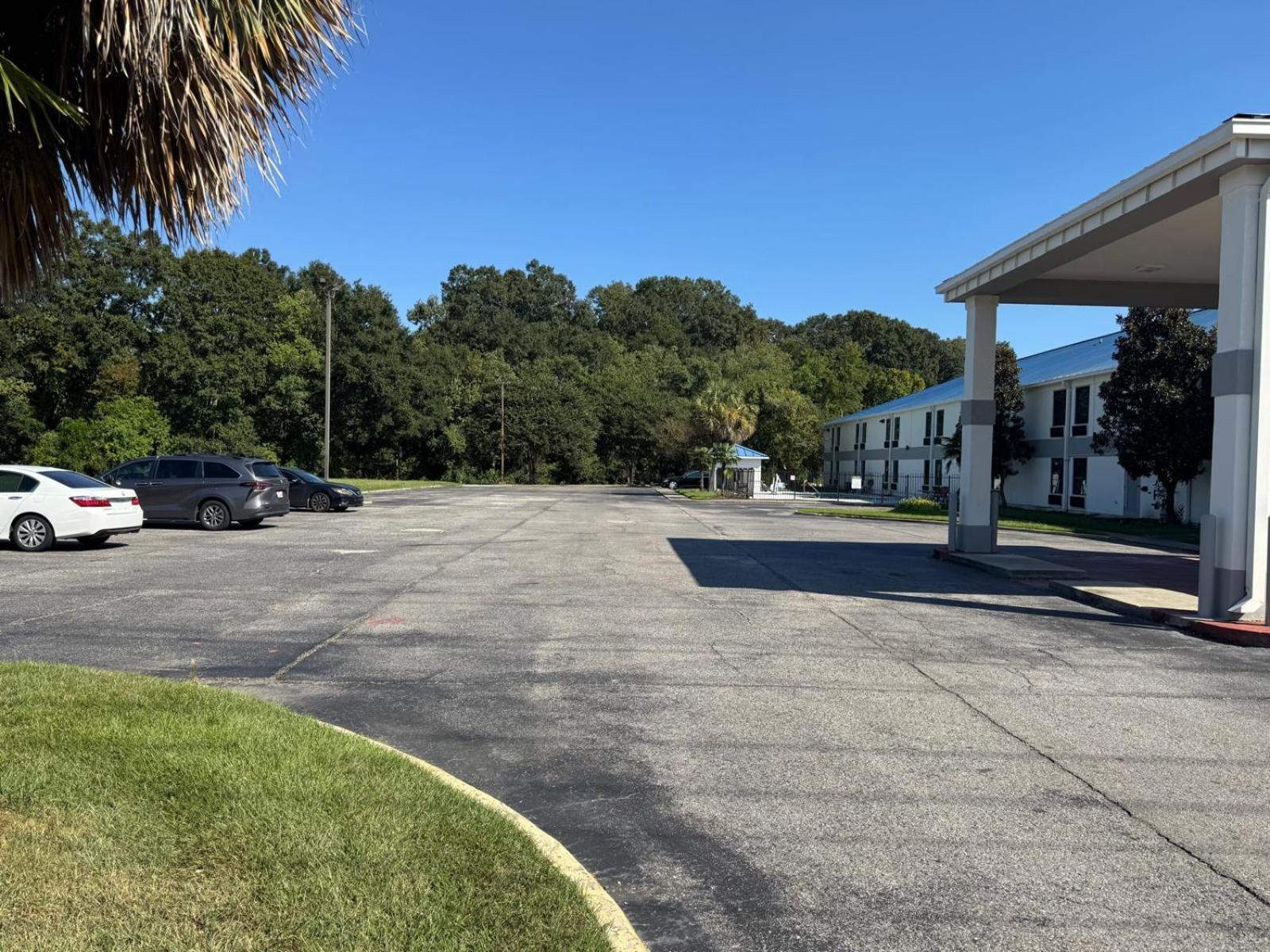 Executive Inn photo 14