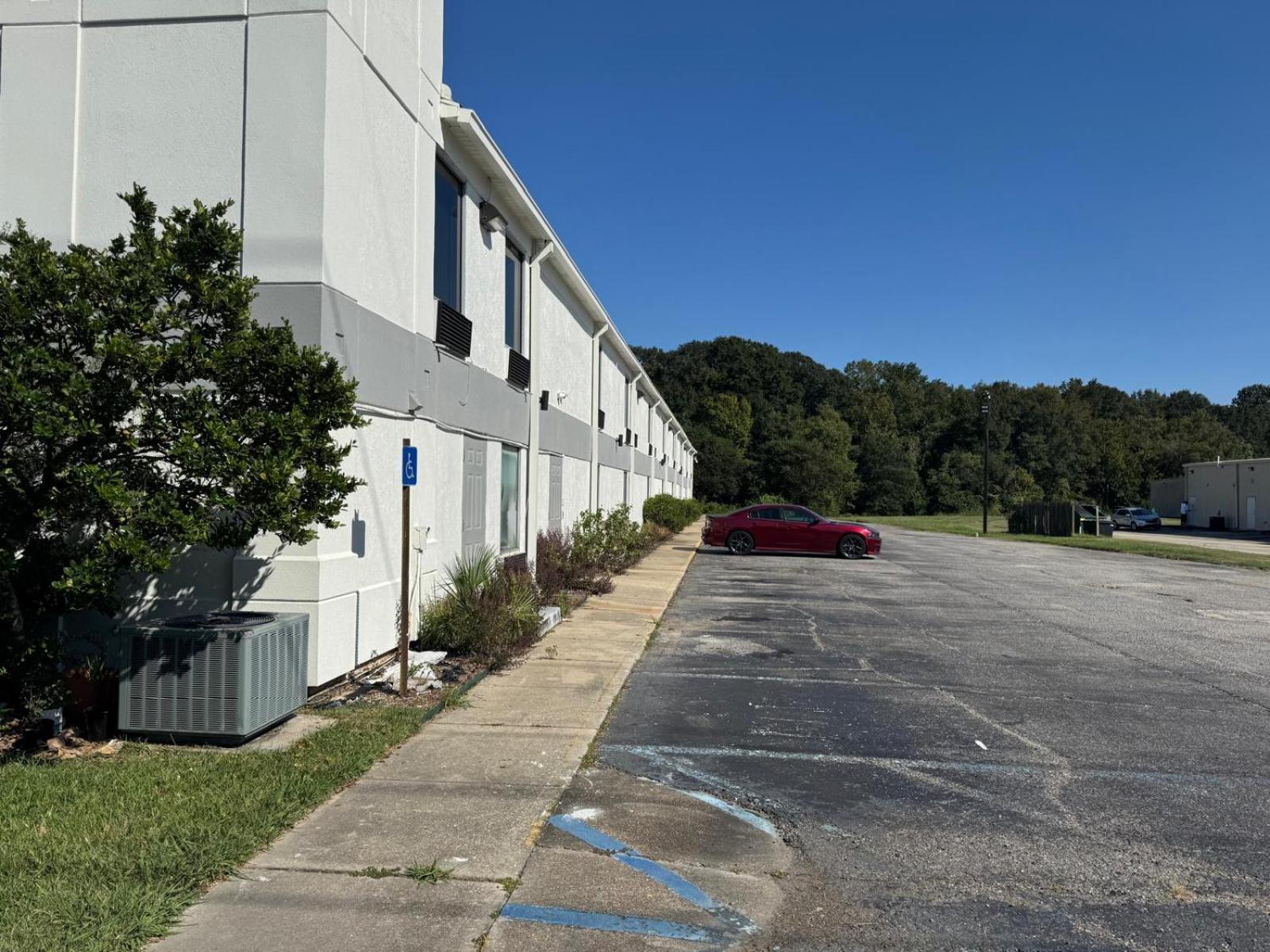 Executive Inn photo 17