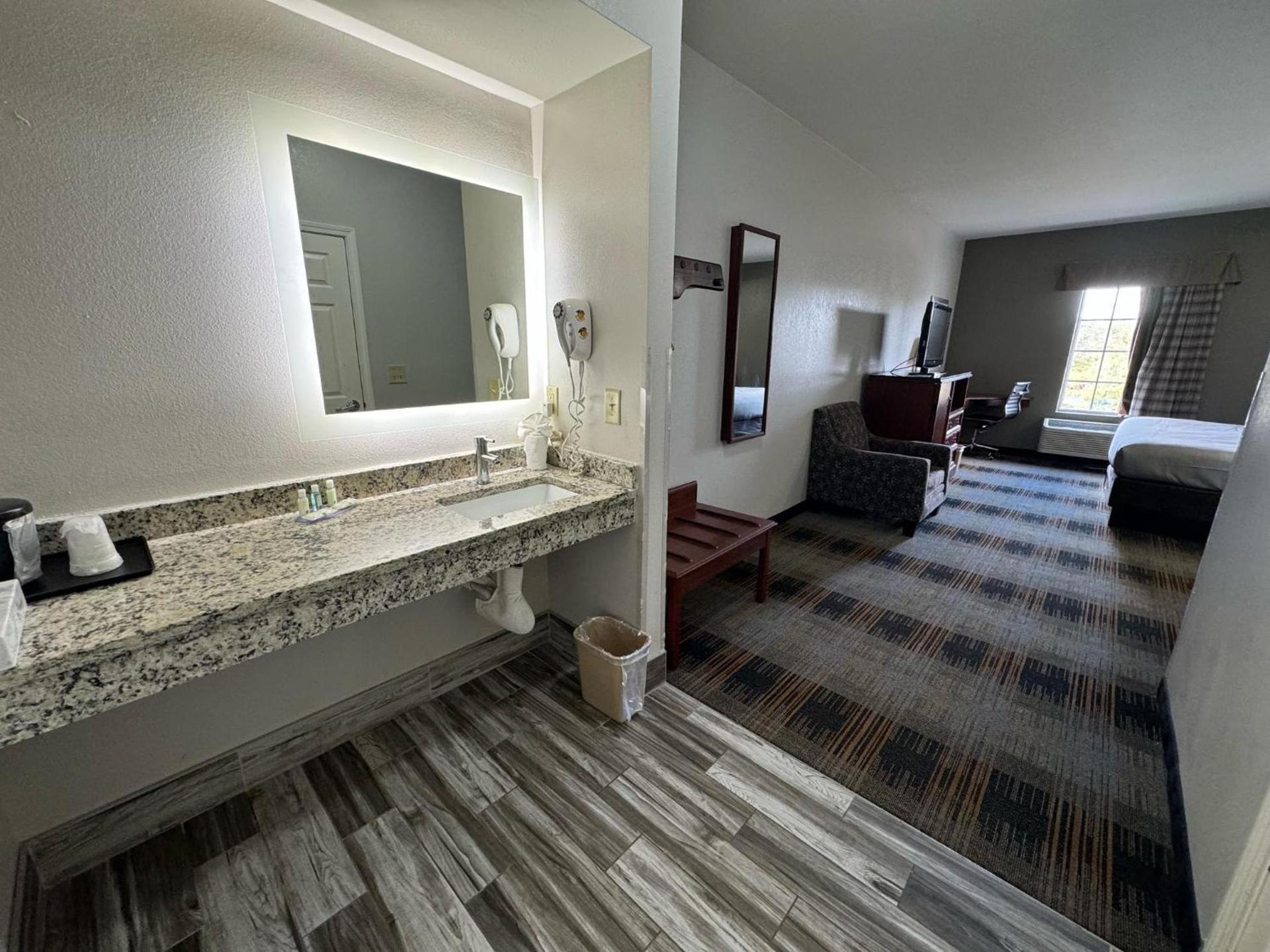 Quality Inn Newnan - Atlanta South photo 53