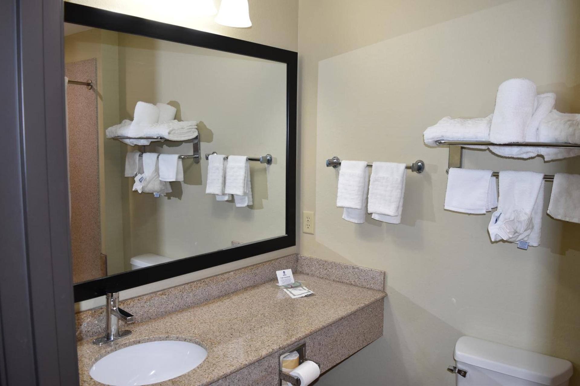 Best Western Oasis Inn photo 10
