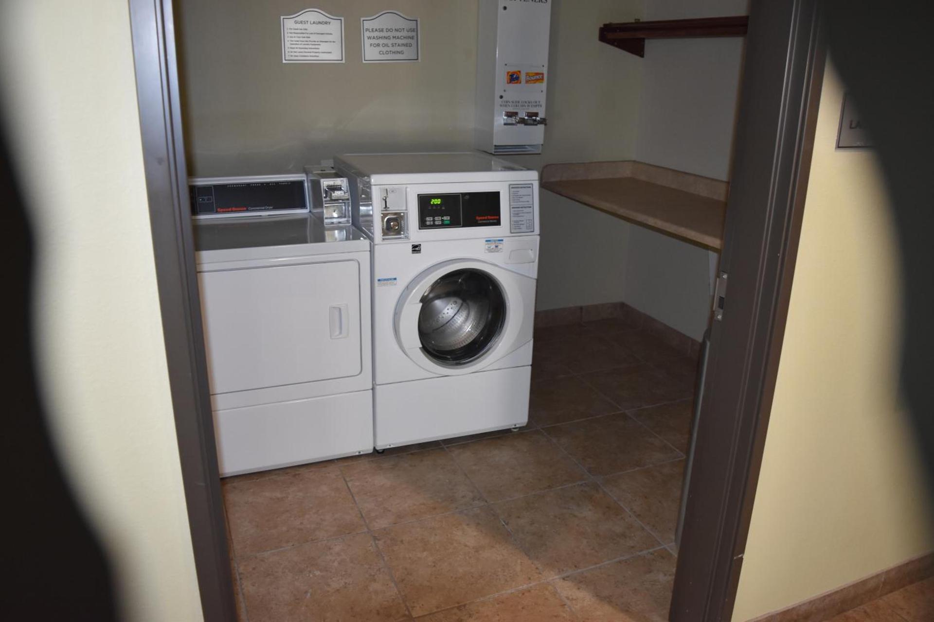Best Western Oasis Inn photo 7