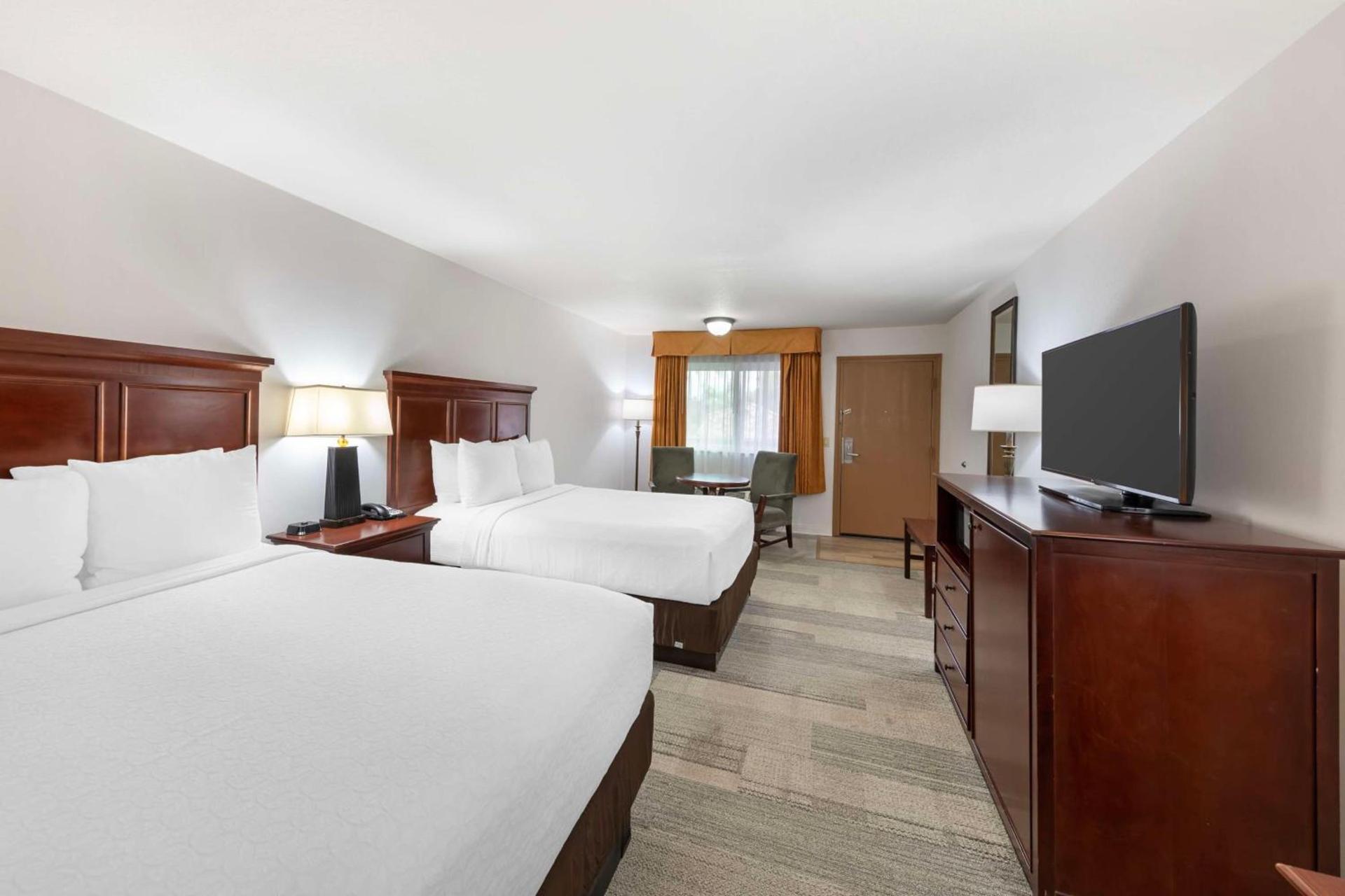 Best Western Plus Redondo Beach Inn photo 7