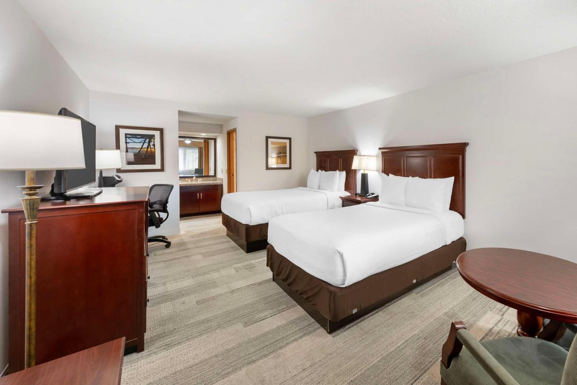 Best Western Plus Redondo Beach Inn photo 12