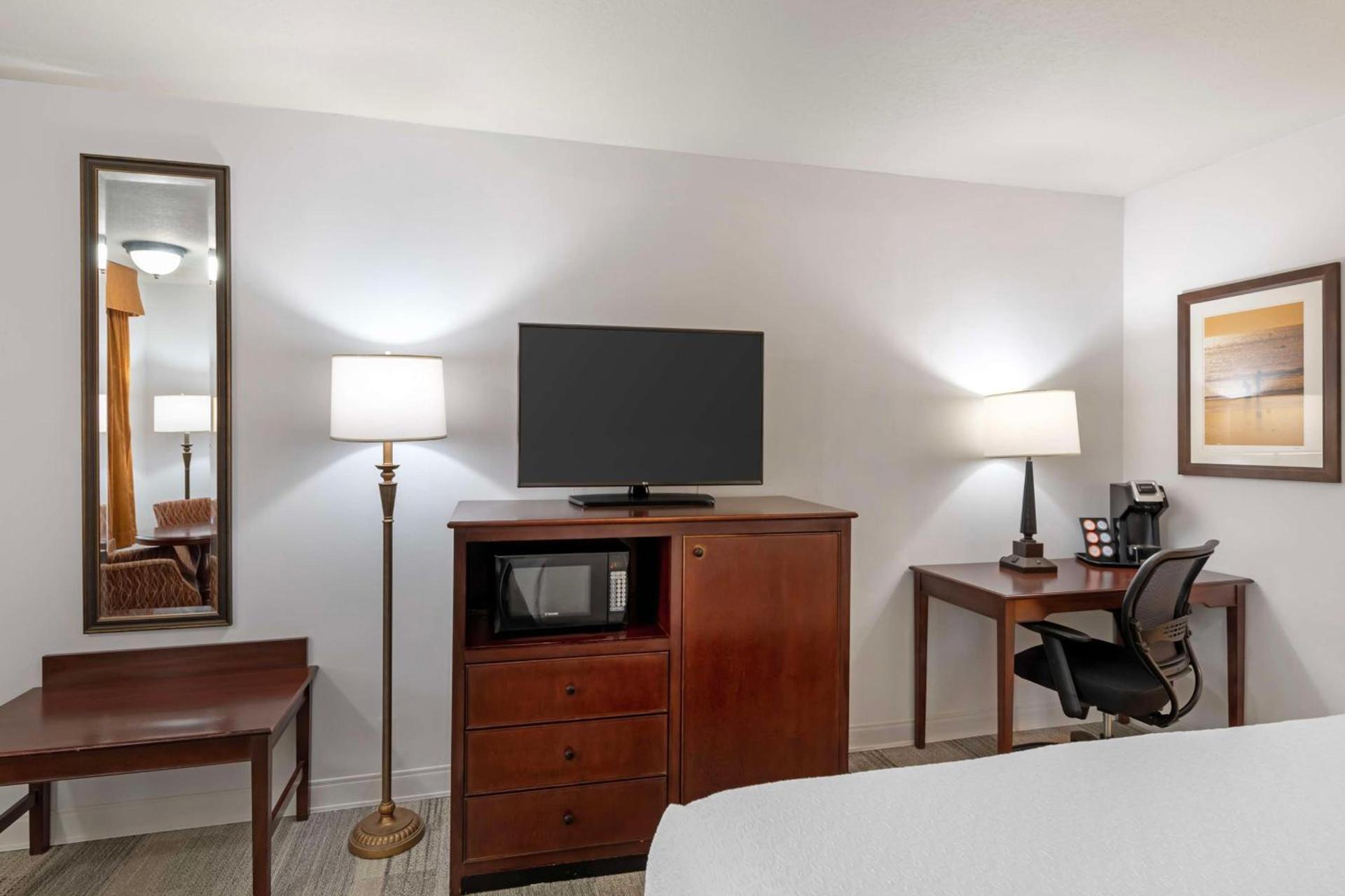 Best Western Plus Redondo Beach Inn photo 16