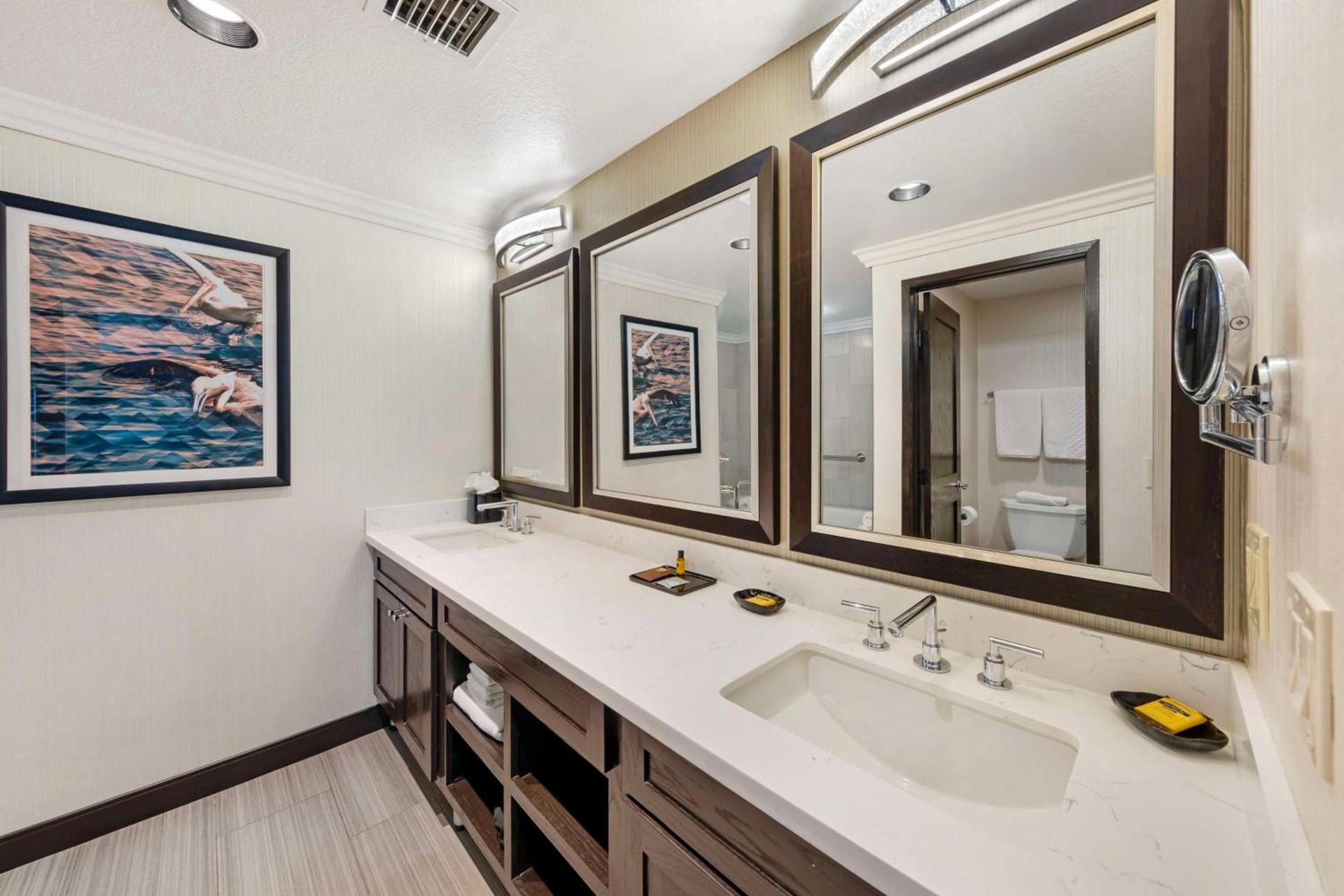 Best Western Plus Redondo Beach Inn photo 23