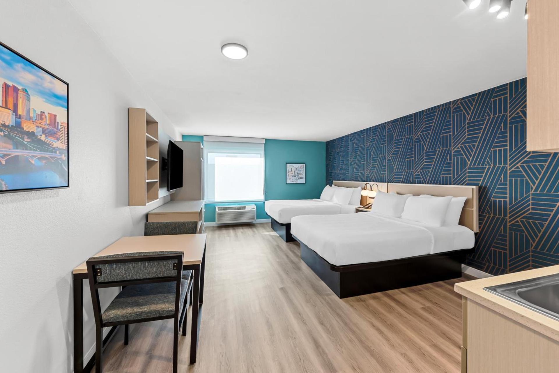 MainStay Suites Columbus North - Worthington photo 2