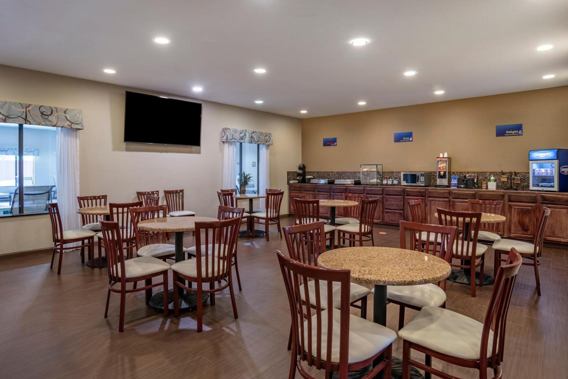 Best Western Troy Inn photo 23