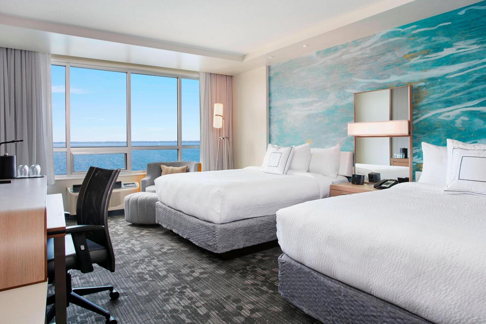 Courtyard by Marriott Erie Bayfront photo 11