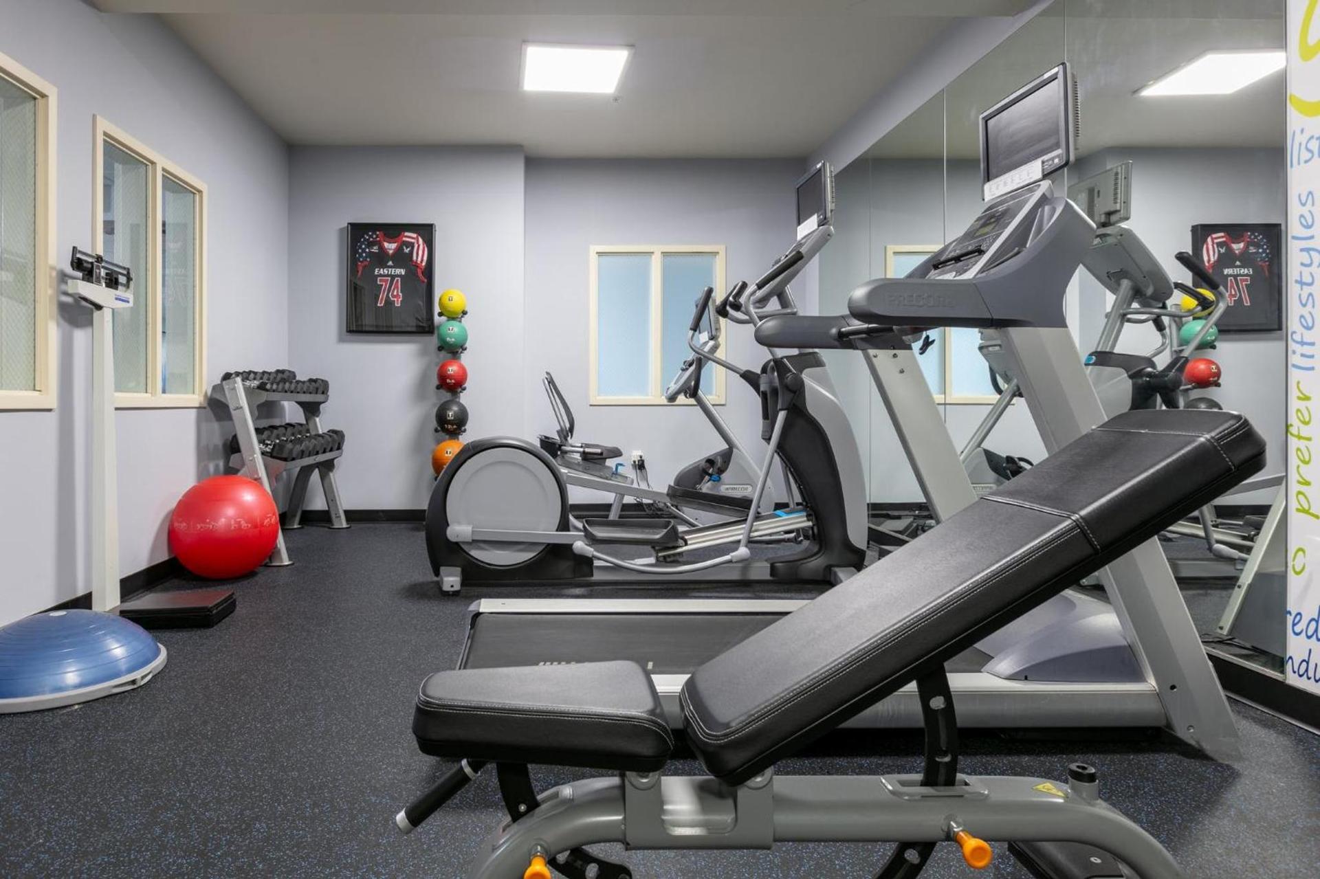Holiday Inn Express Spokane-Valley by IHG photo 34