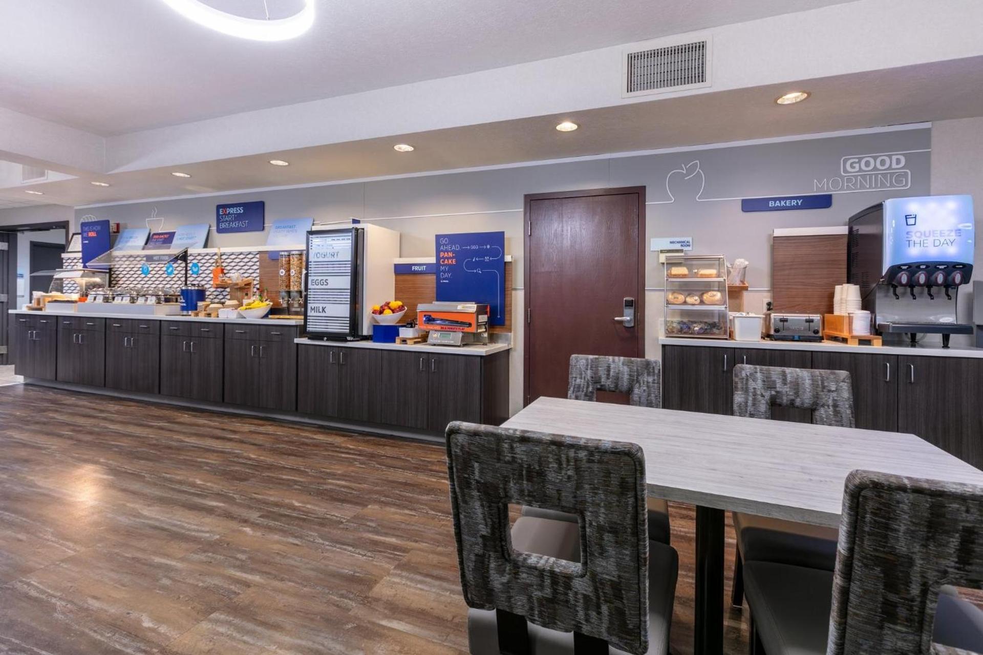 Holiday Inn Express Spokane-Valley by IHG photo 46