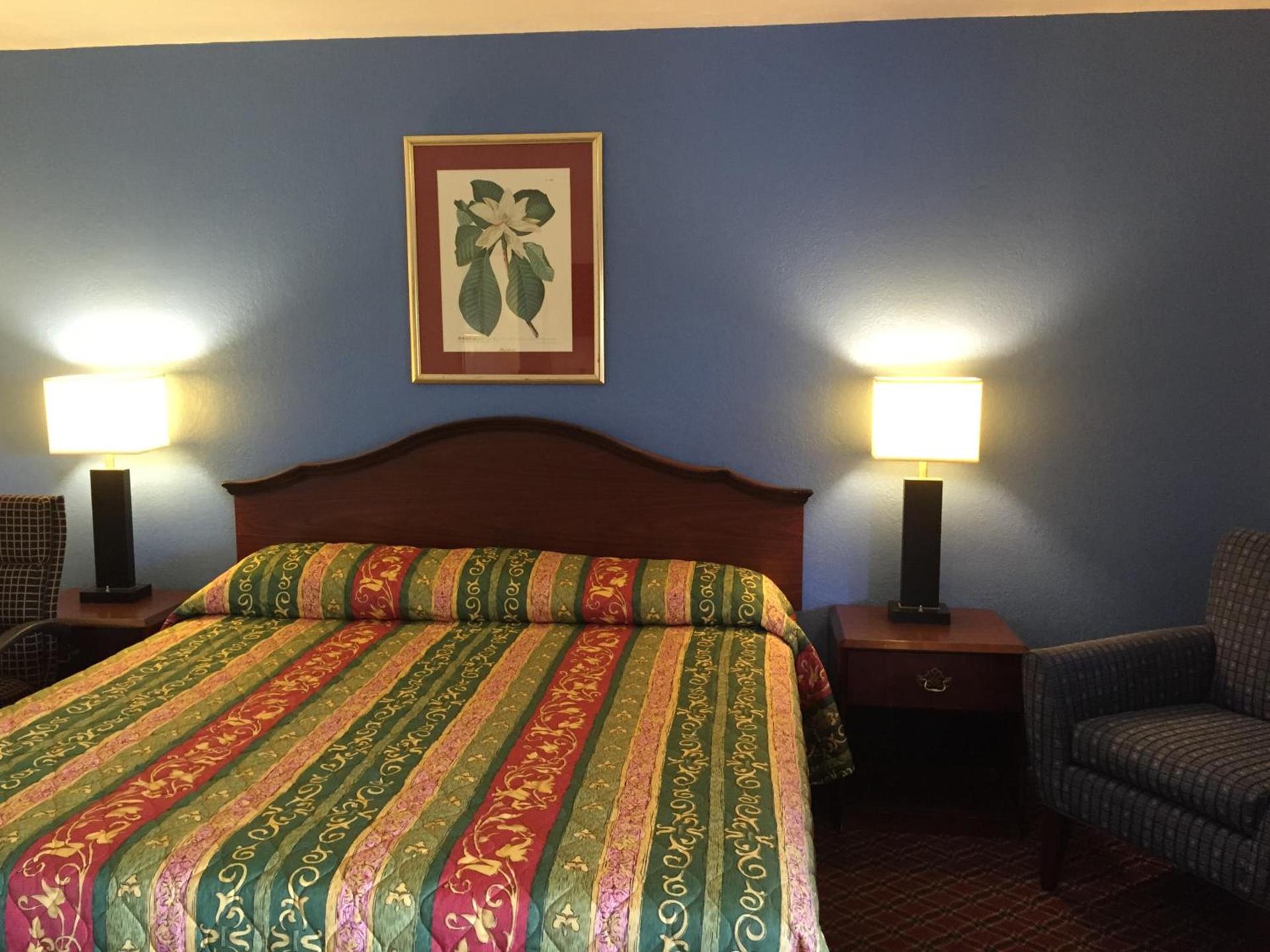 Hacienda Motel photo 24