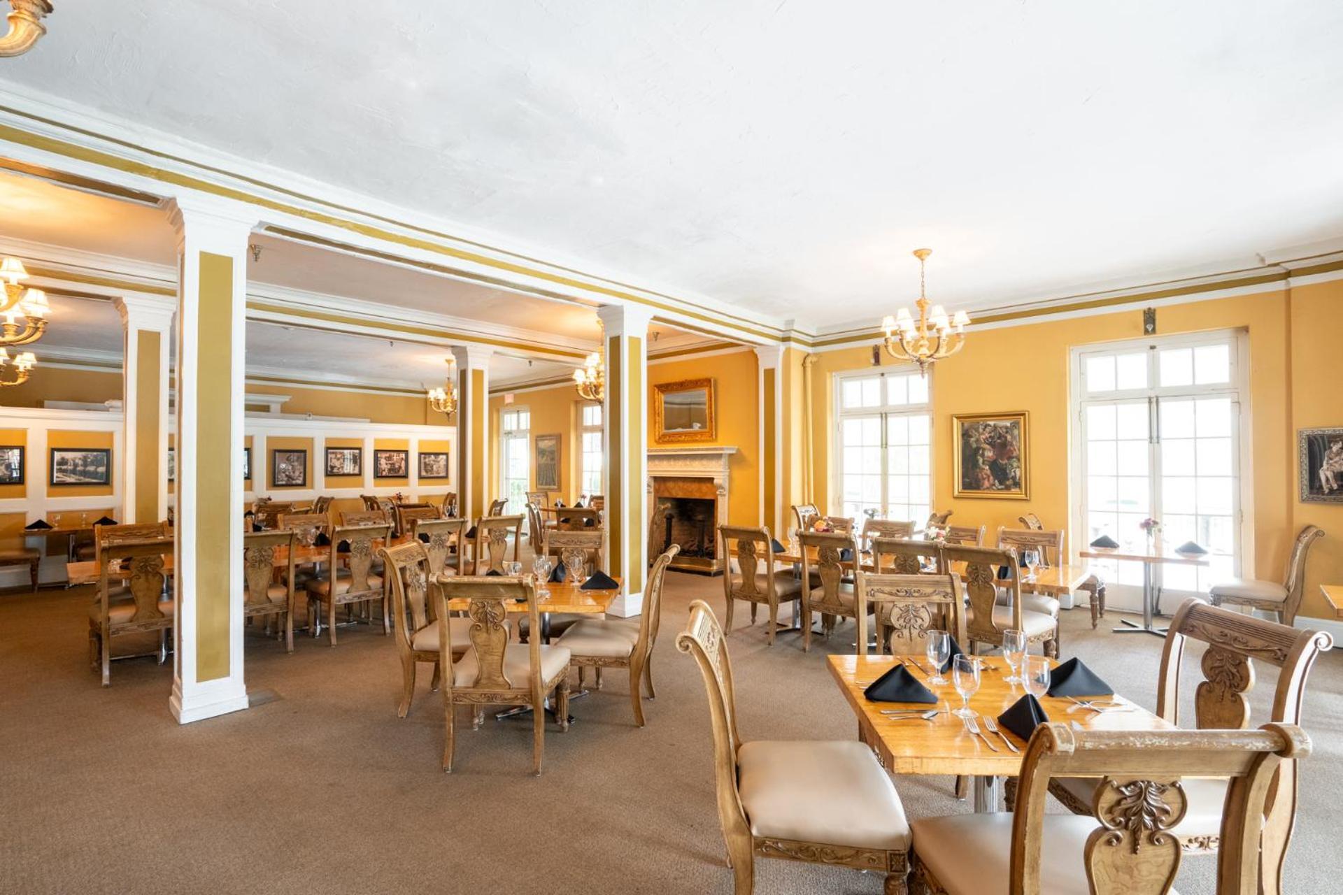 Lake Lure Inn and Spa photo 83