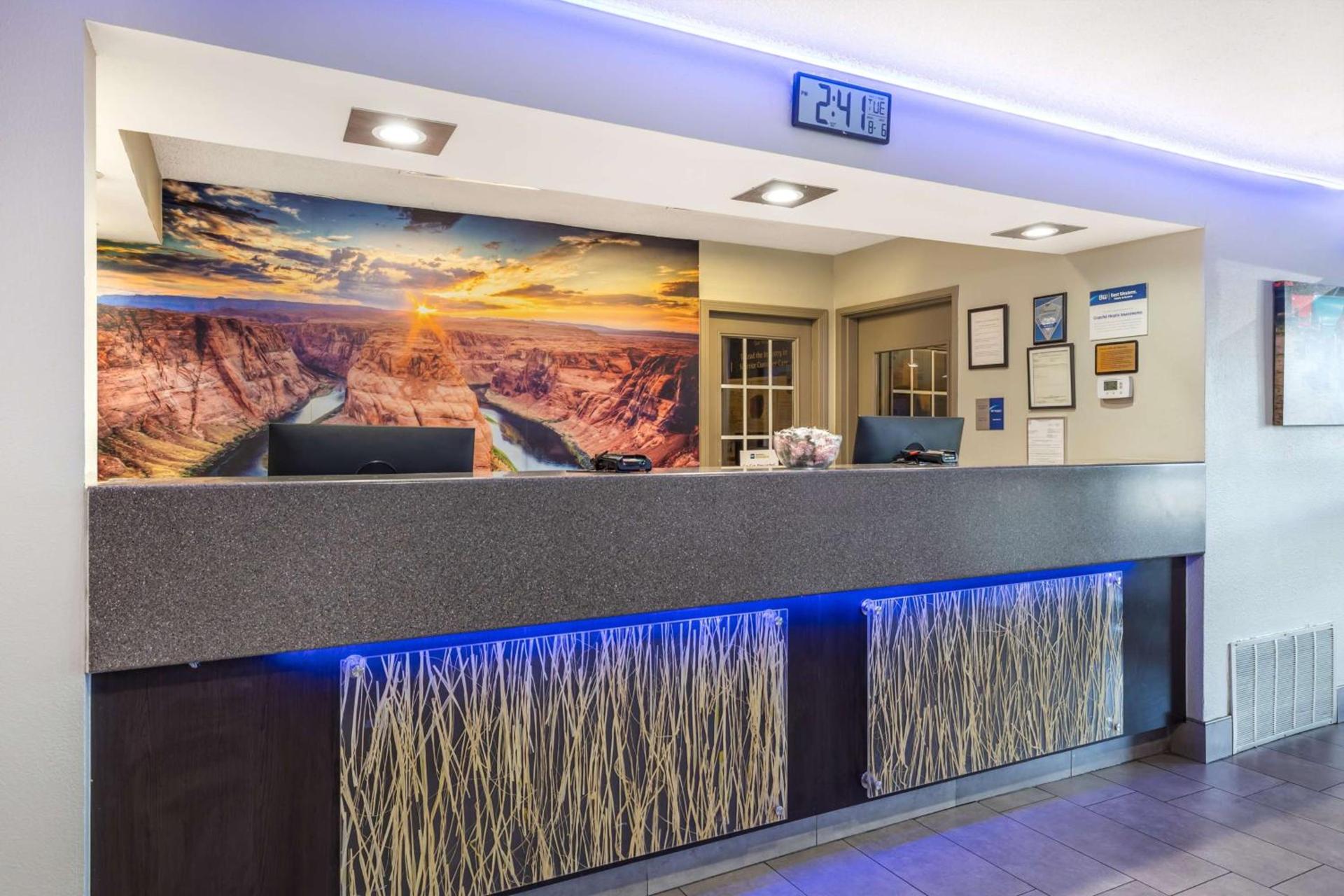 Best Western McCarran Inn photo 3