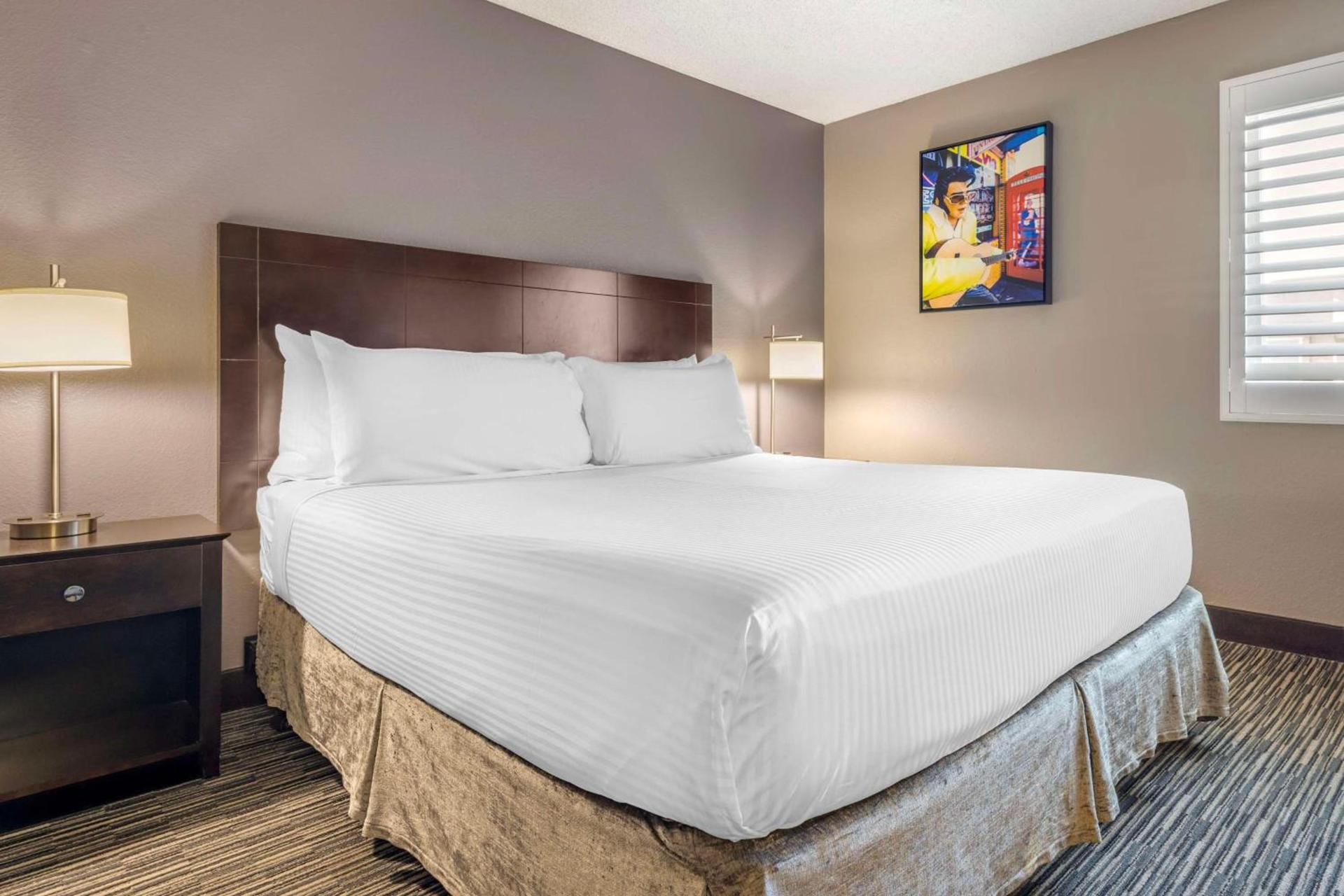 Best Western McCarran Inn photo 22