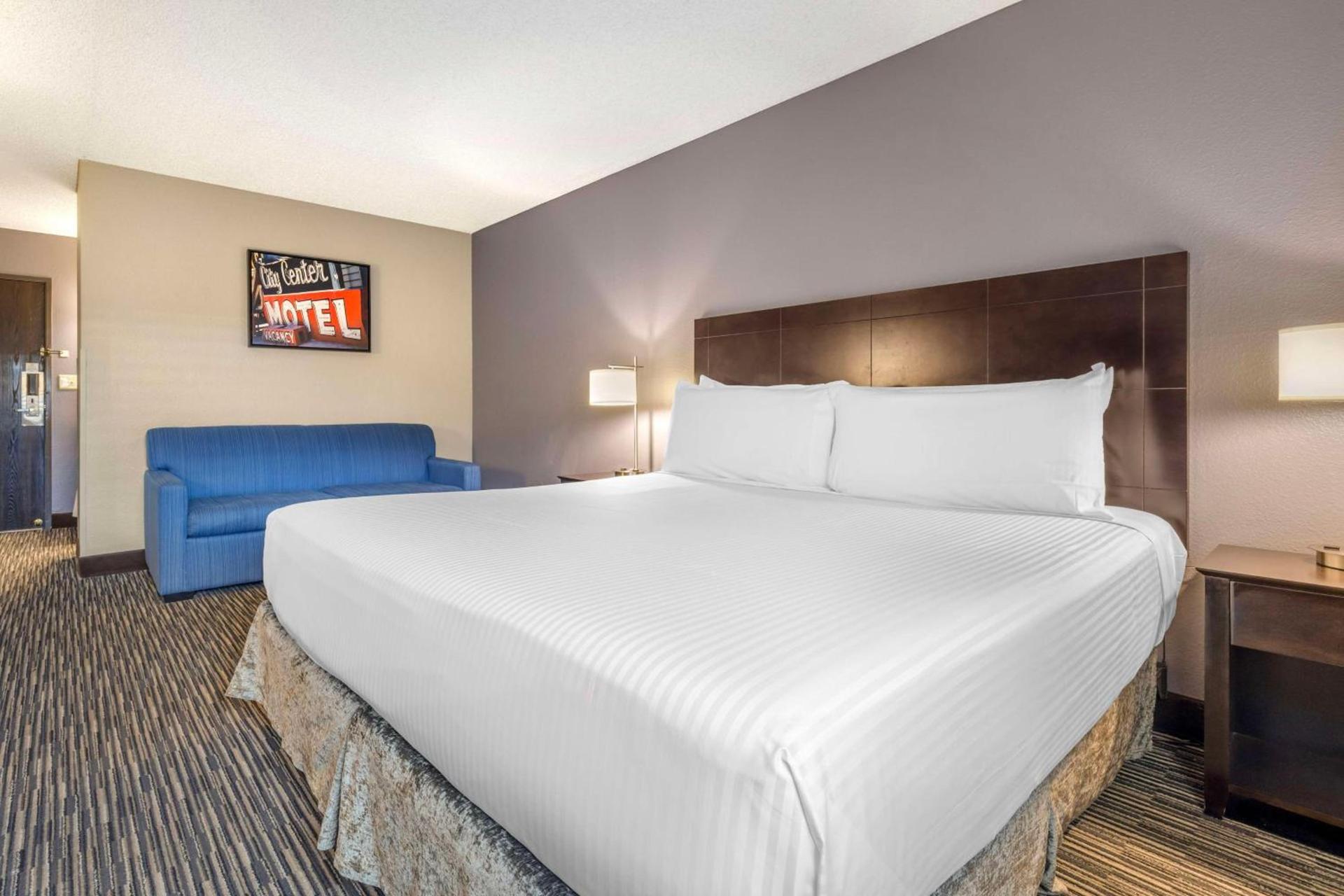 Best Western McCarran Inn photo 23