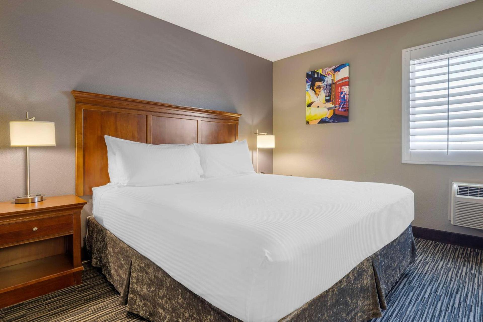 Best Western McCarran Inn photo 25
