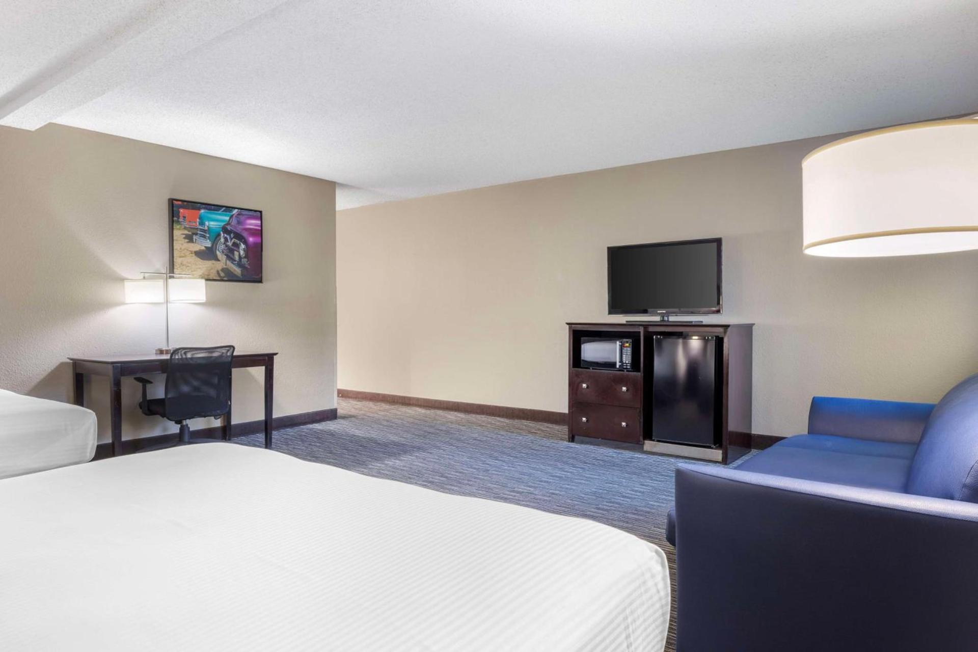 Best Western McCarran Inn photo 29