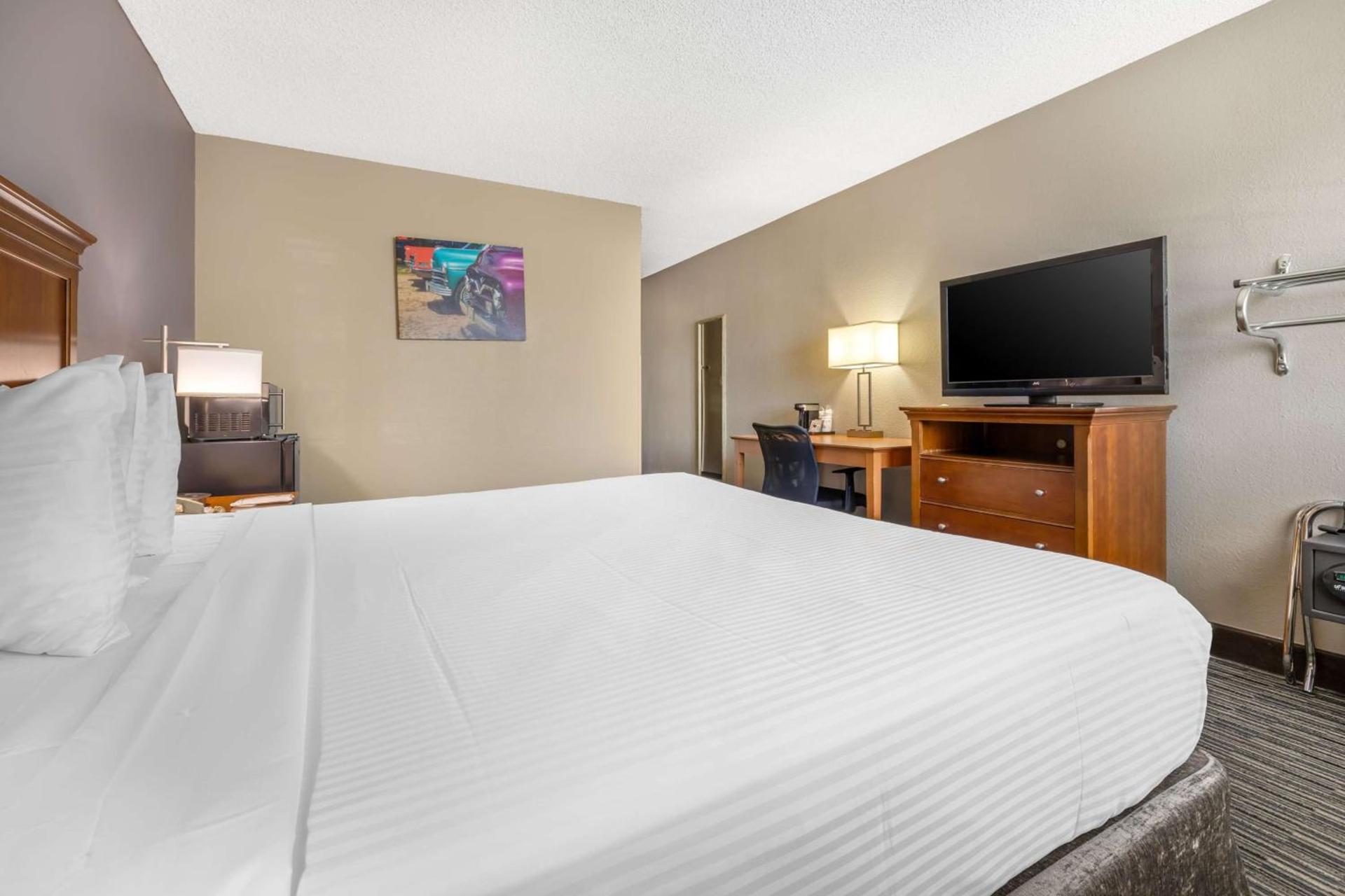 Best Western McCarran Inn photo 35