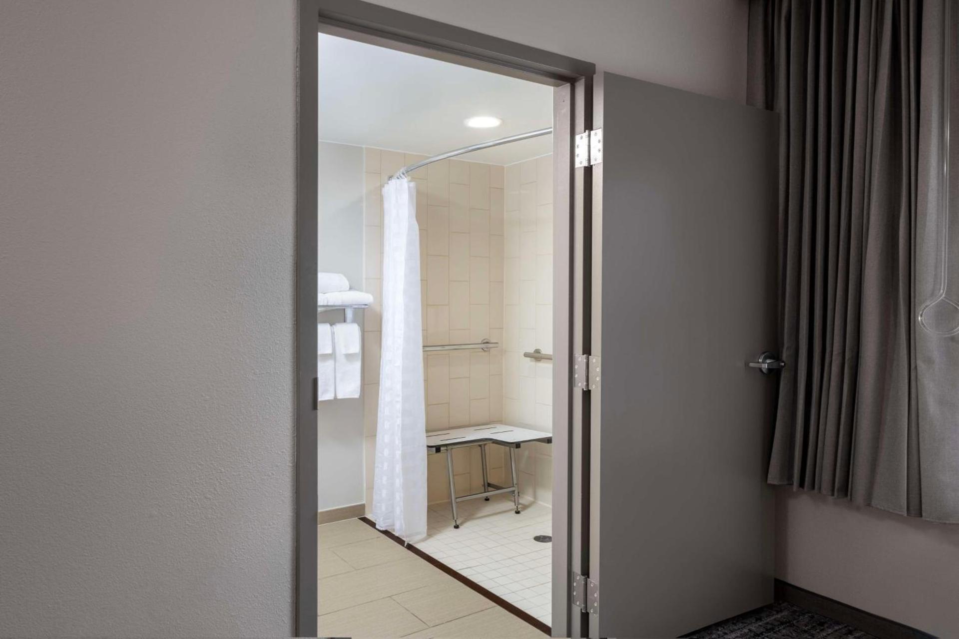 Hyatt Place Indianapolis Airport photo 44
