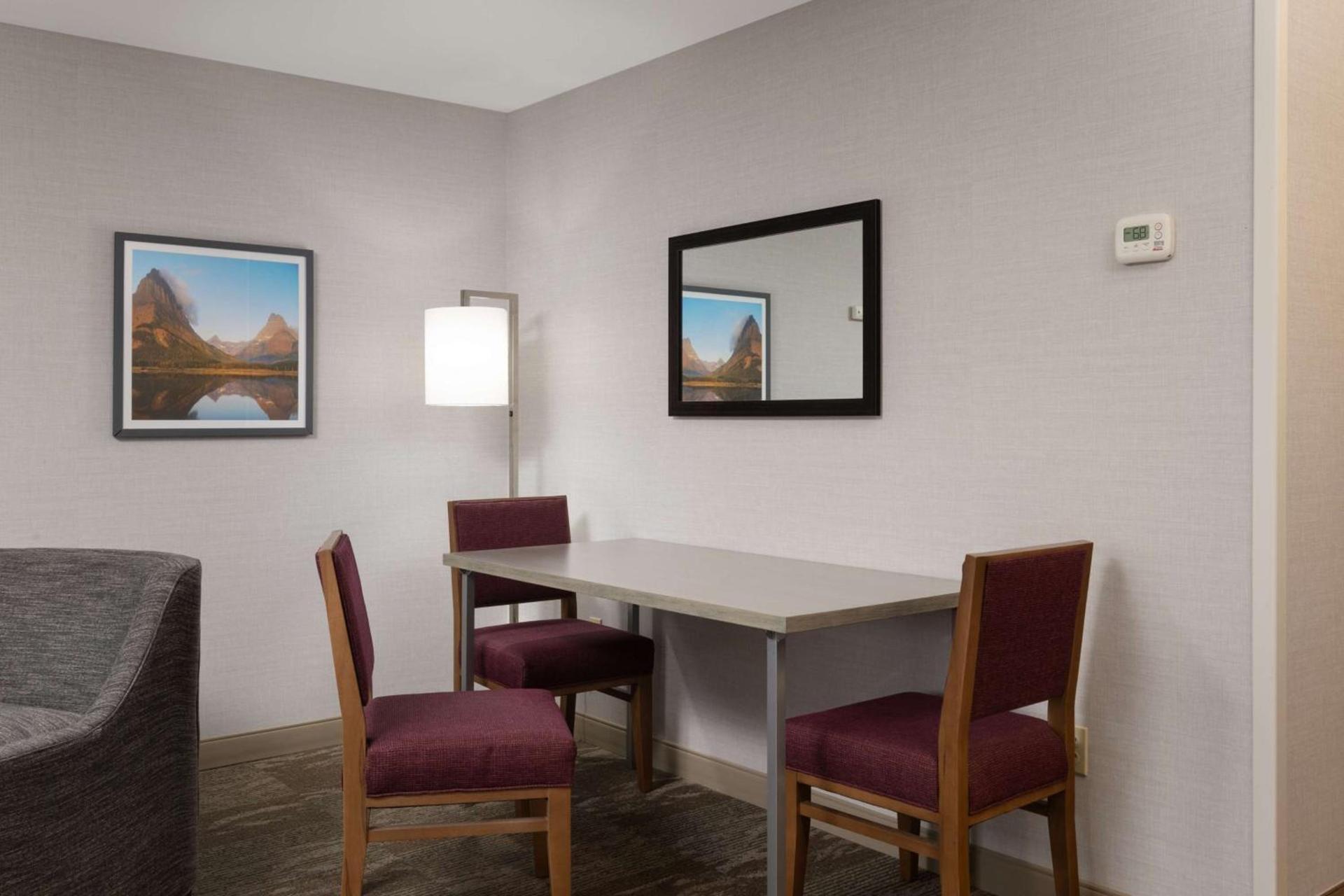 Hampton Inn Kalispell photo 23