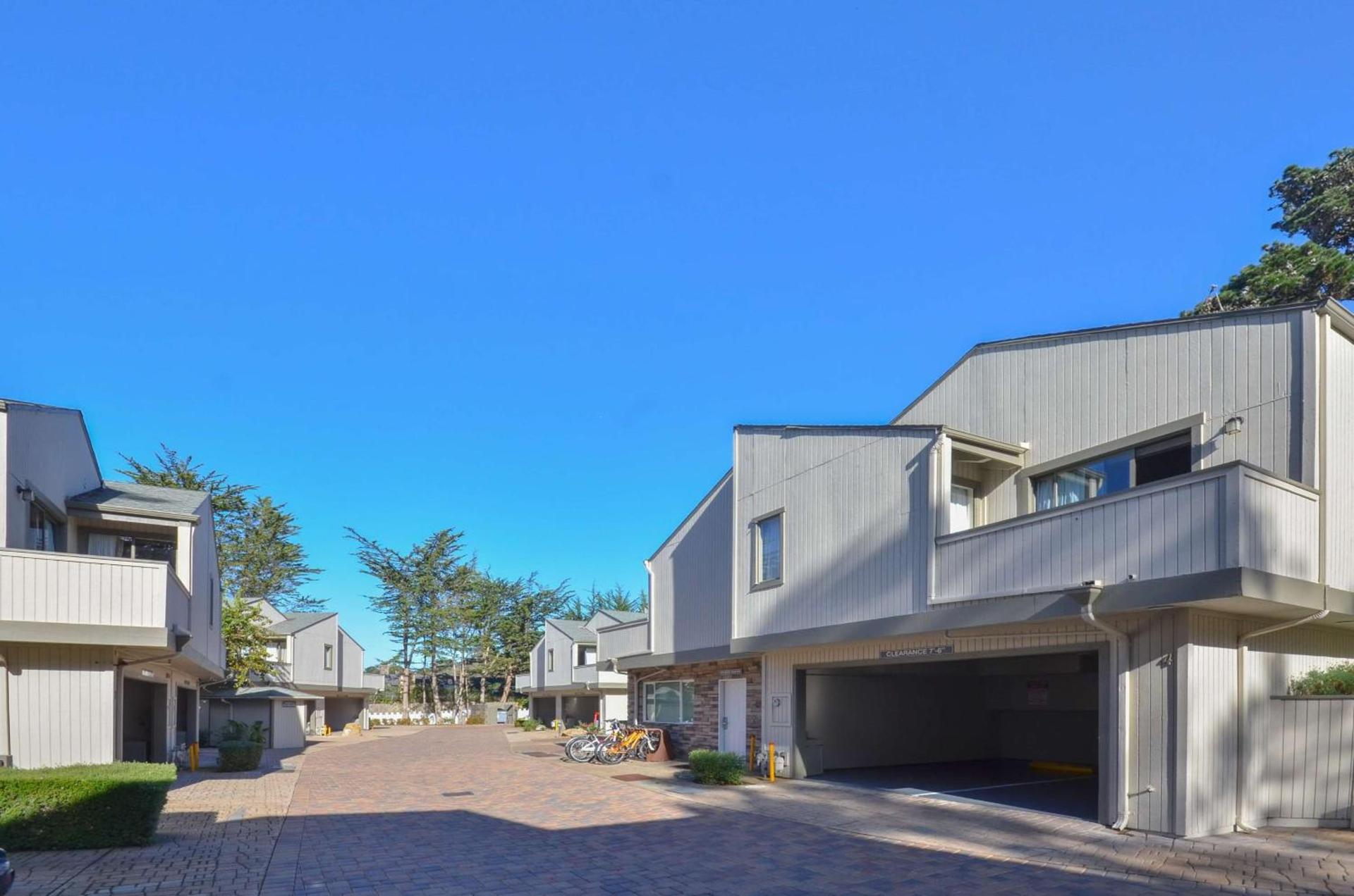 Best Western The Inn & Suites Pacific Grove photo 11