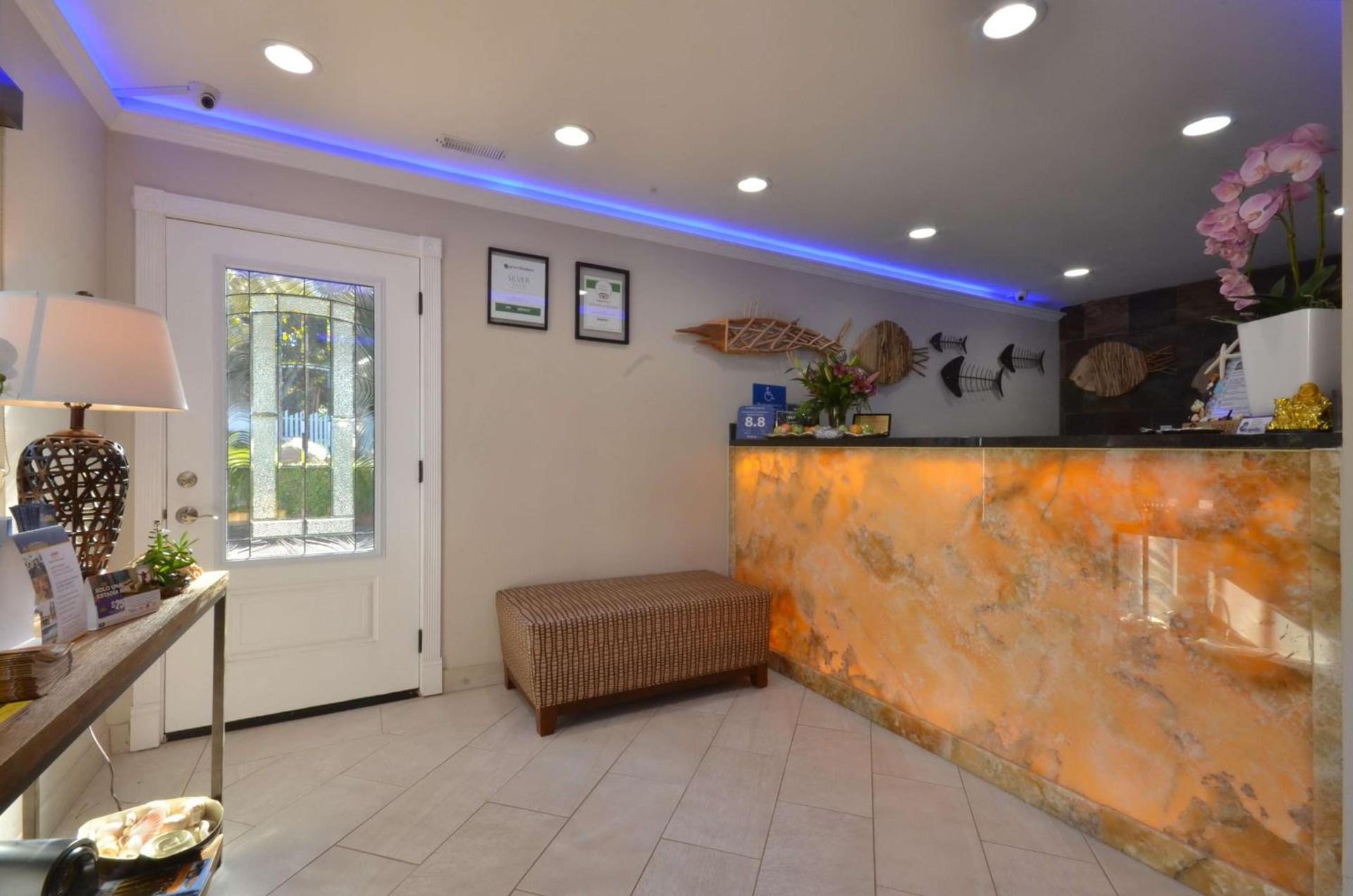 Best Western The Inn & Suites Pacific Grove photo 12