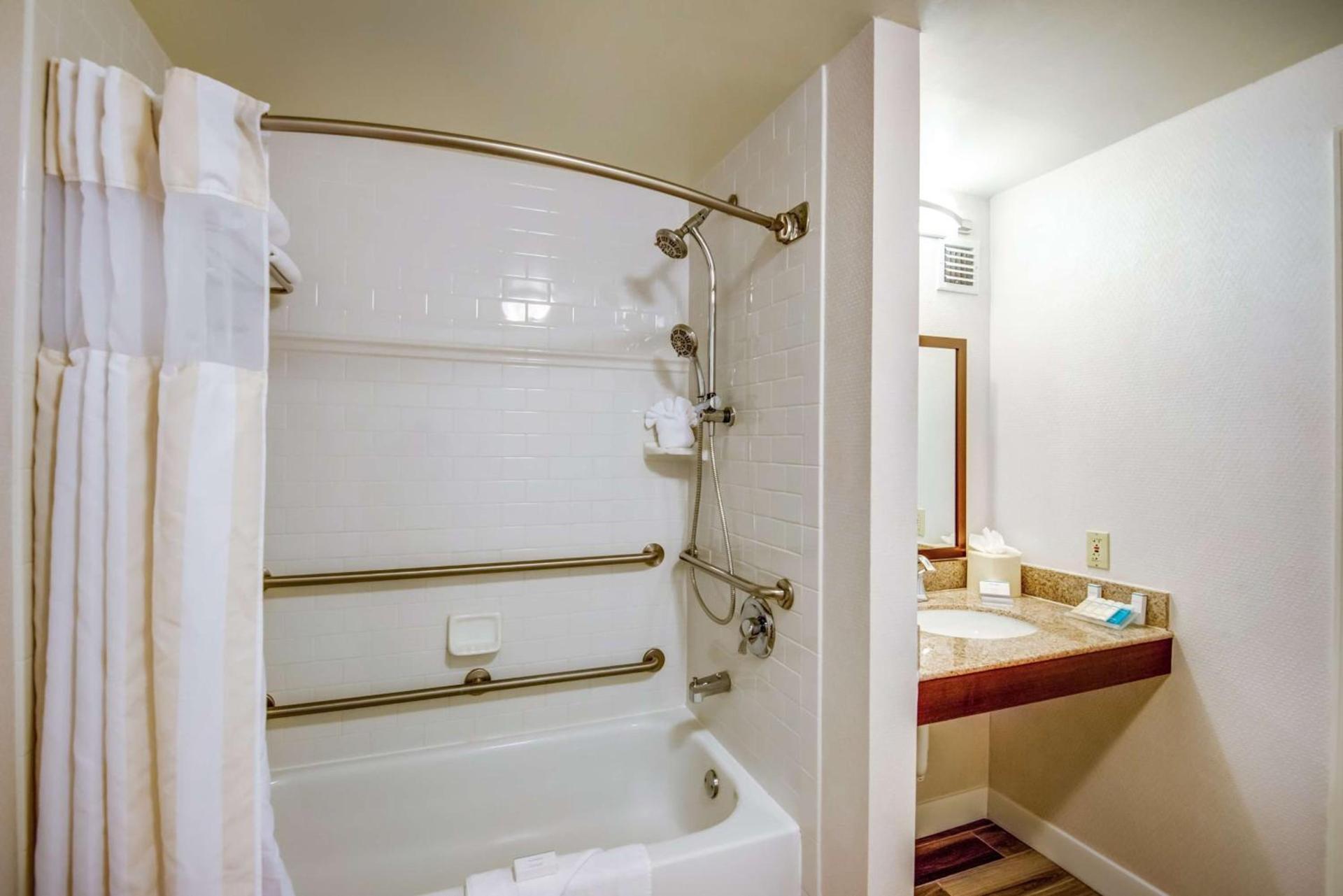 Hilton Garden Inn Tampa Ybor Historic District photo 14