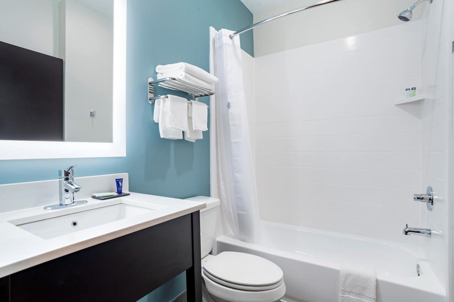 Sleep Inn & Suites Fort Walton Beach - Destin West photo 36