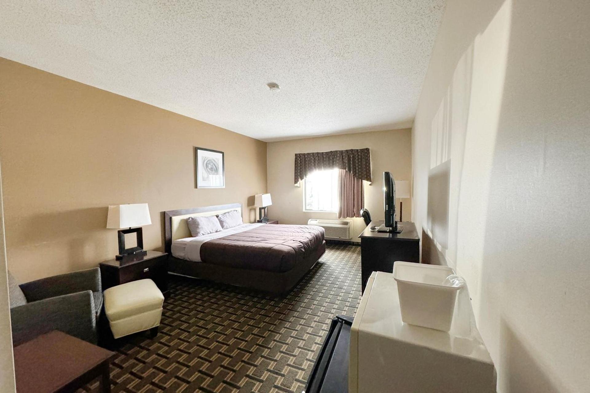 FairBridge Inn & Suites Batavia-Darien Amusement Park photo 22