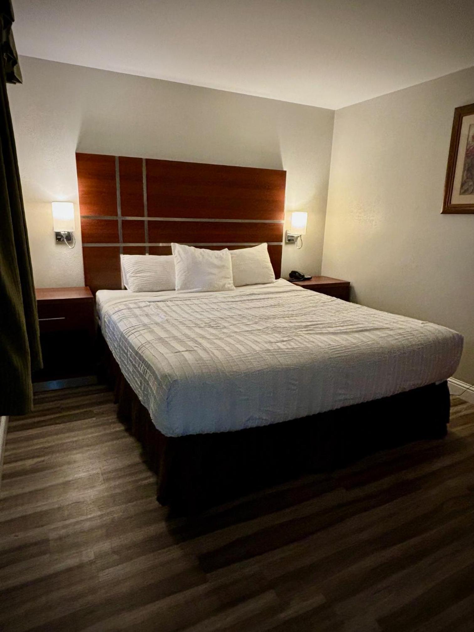 Western Holiday Lodge photo 14