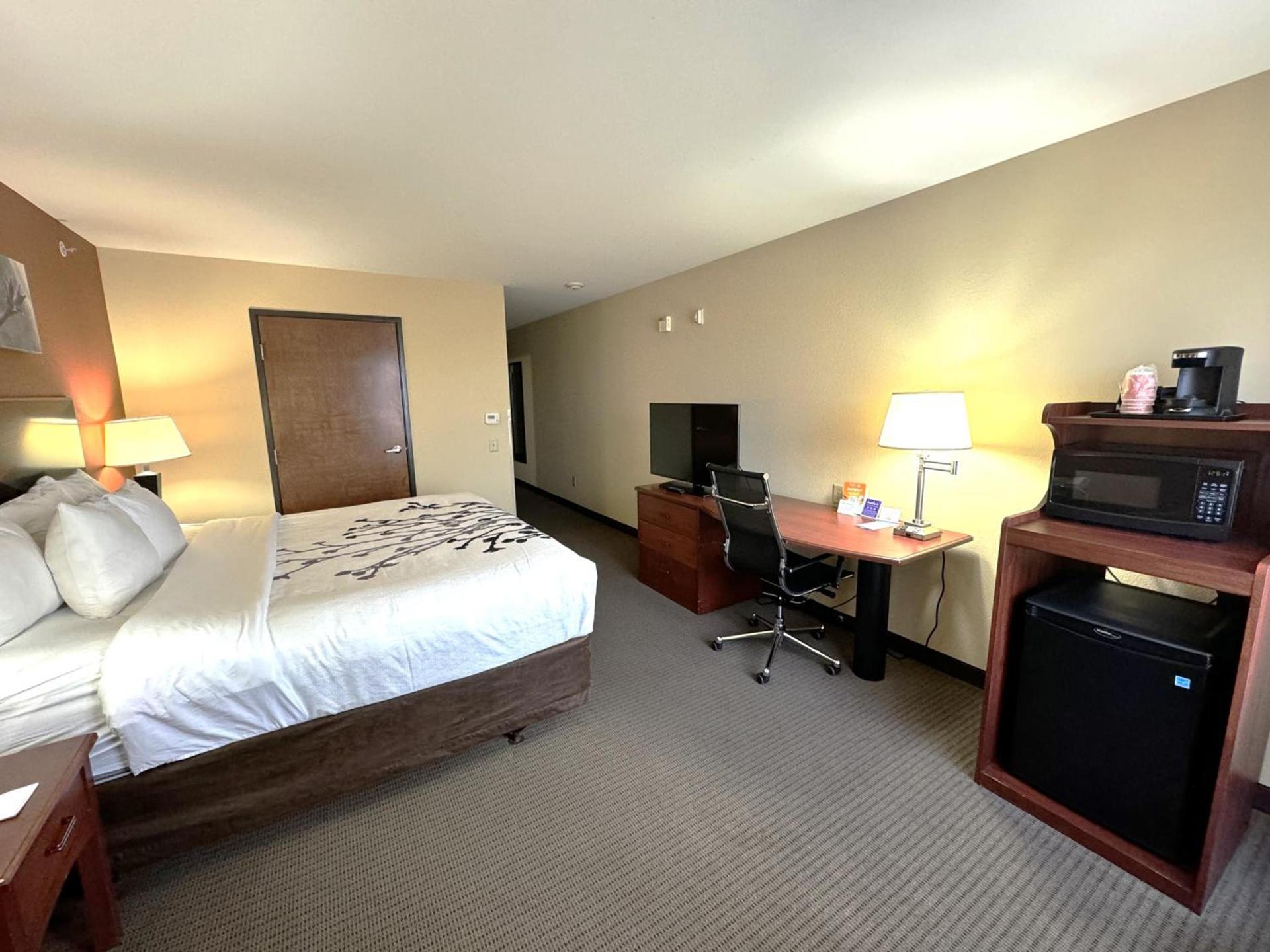 Sleep Inn & Suites Madison - Monona photo 45