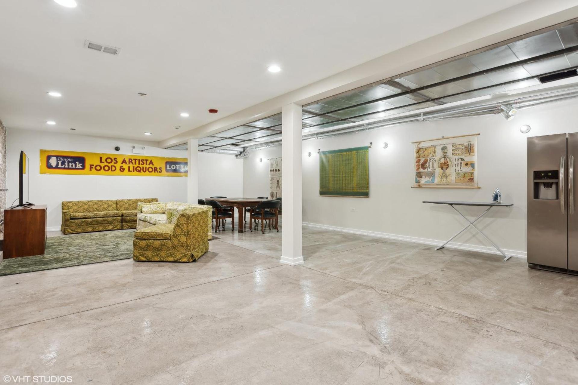 Logan Square SRO Hotel photo 17