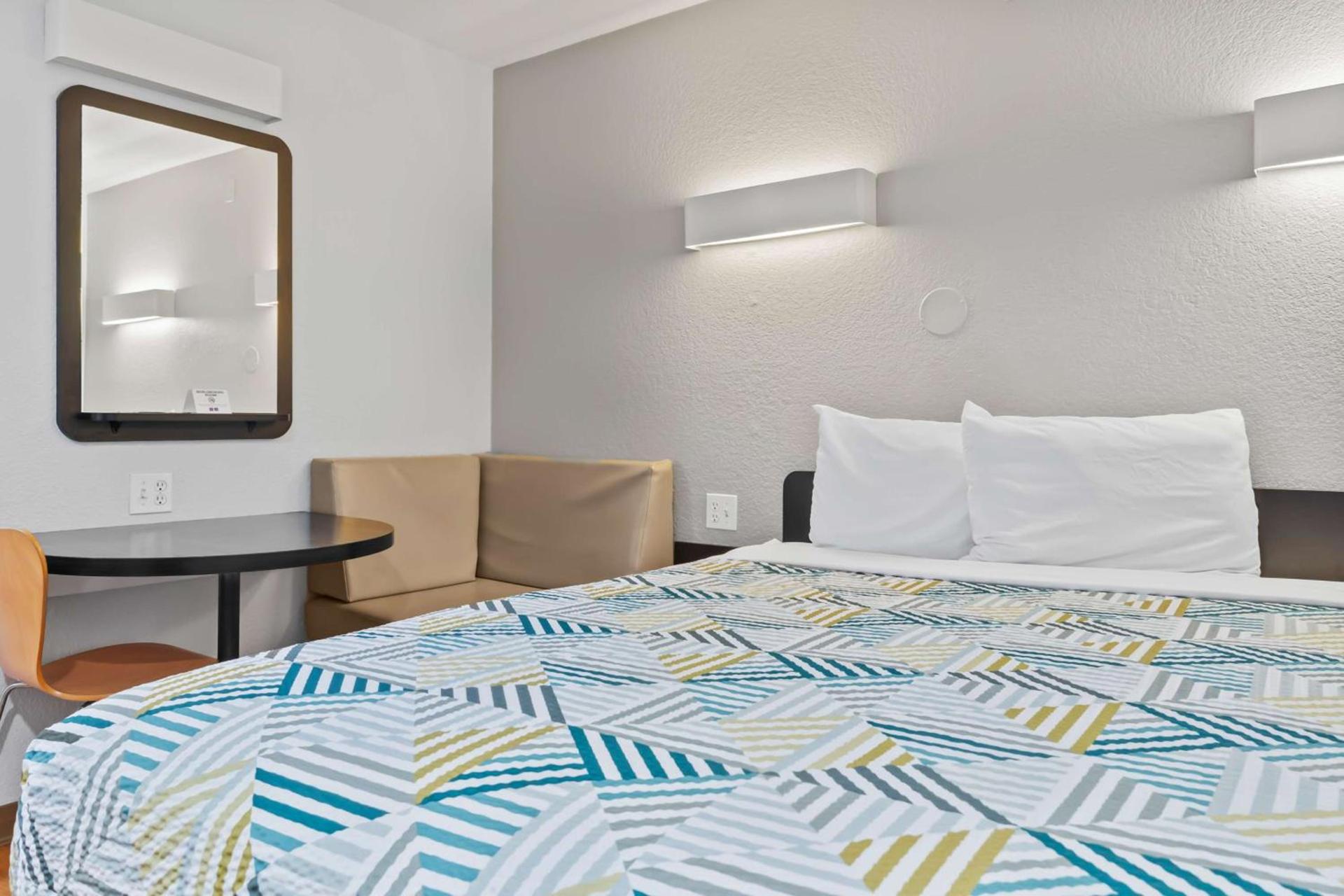 Motel 6-Ventura, CA - Beach photo 6