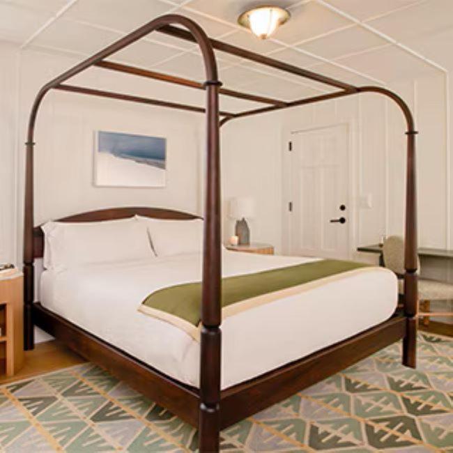 Canoe Place Inn & Cottages photo 26