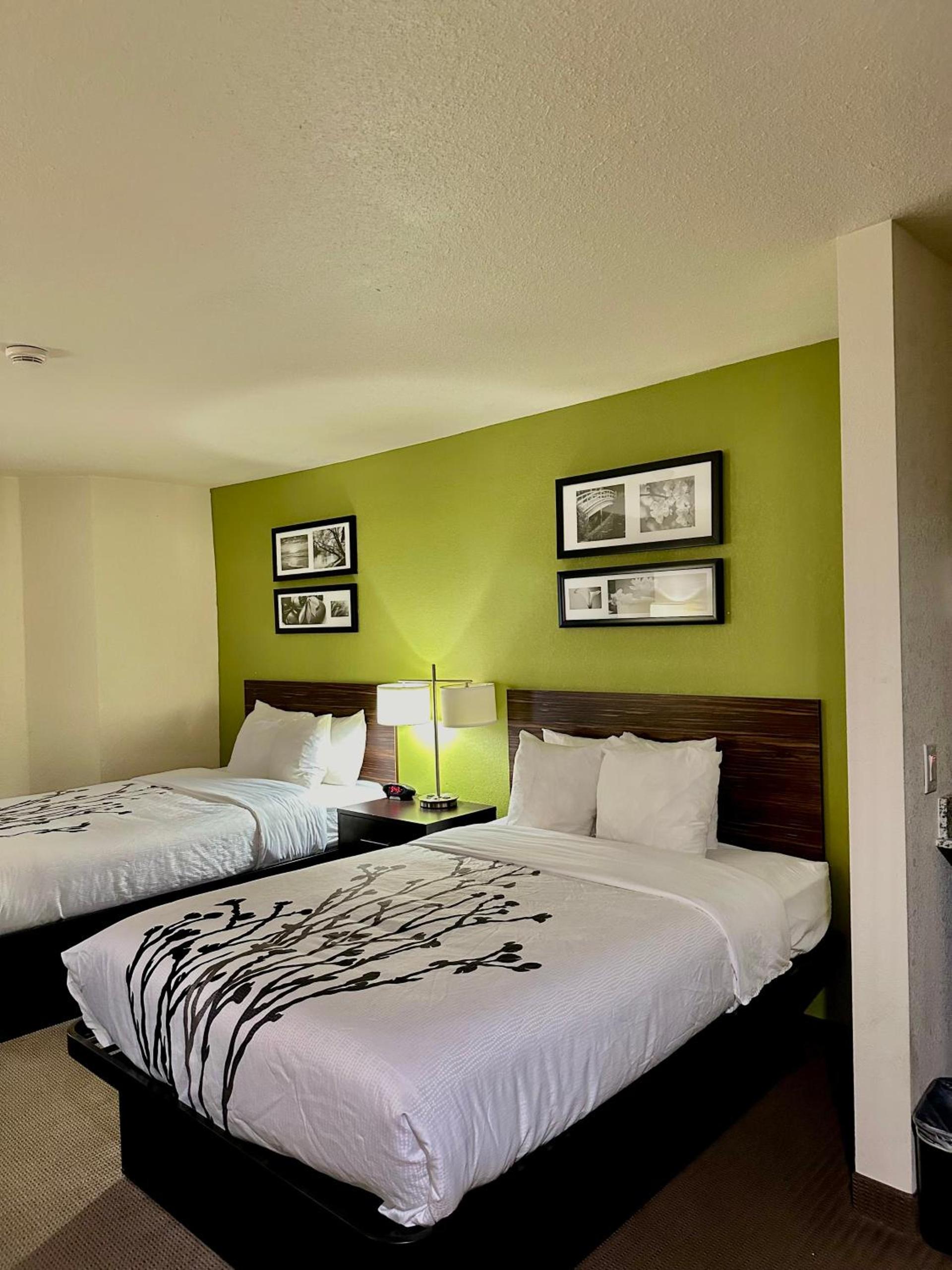 Sleep Inn & Suites Tulsa Central I-44 photo 37