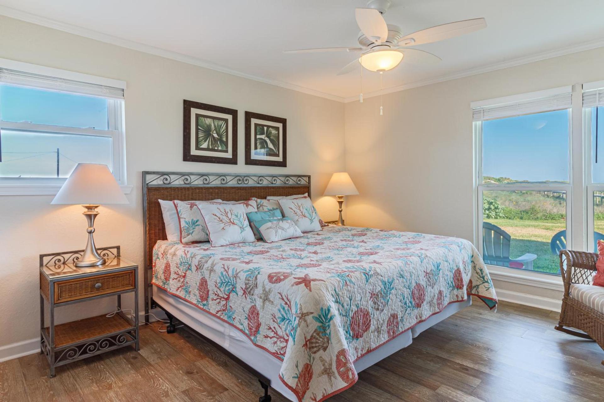 Executive Keys Condominiums on the Beach photo 39