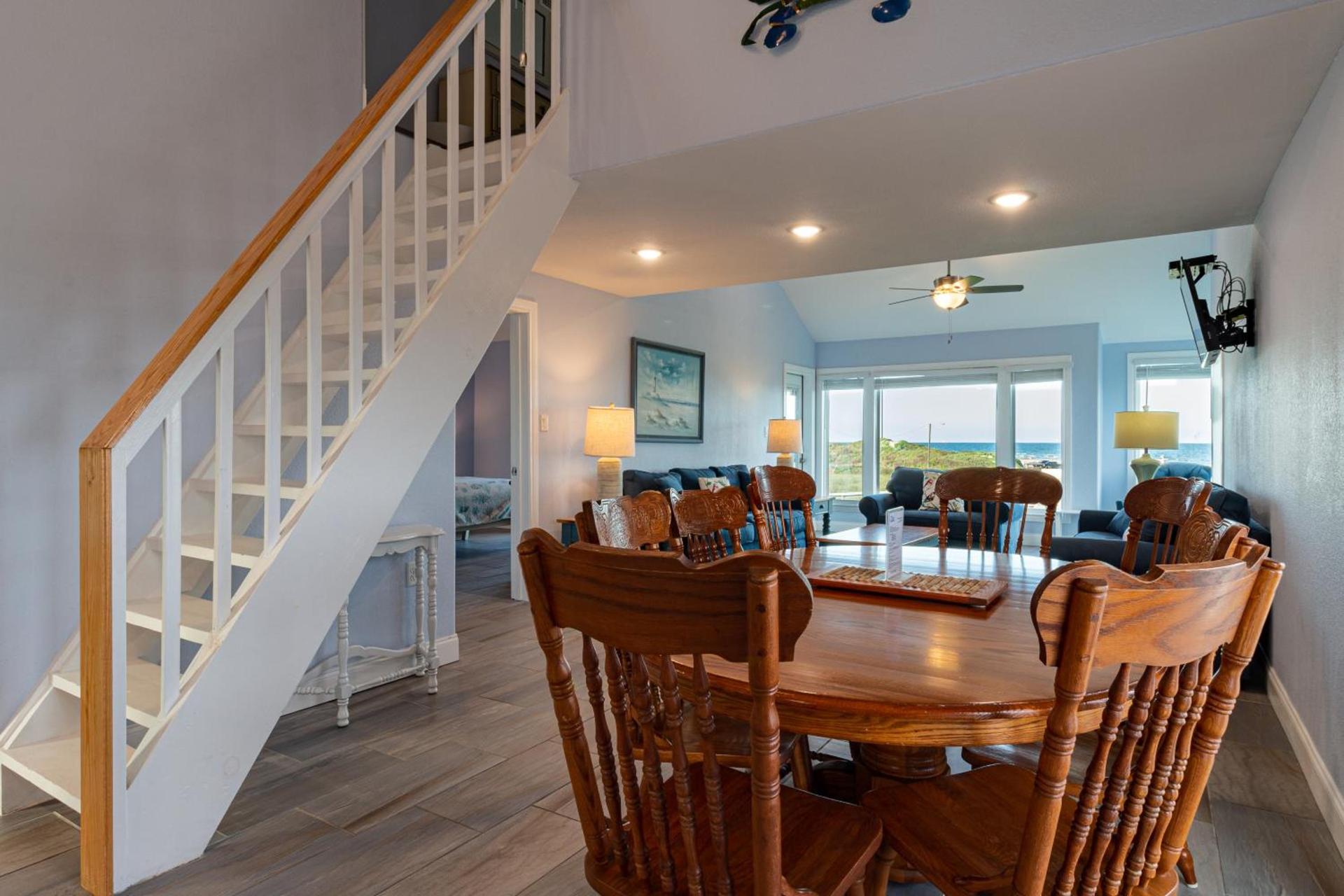 Executive Keys Condominiums on the Beach photo 44