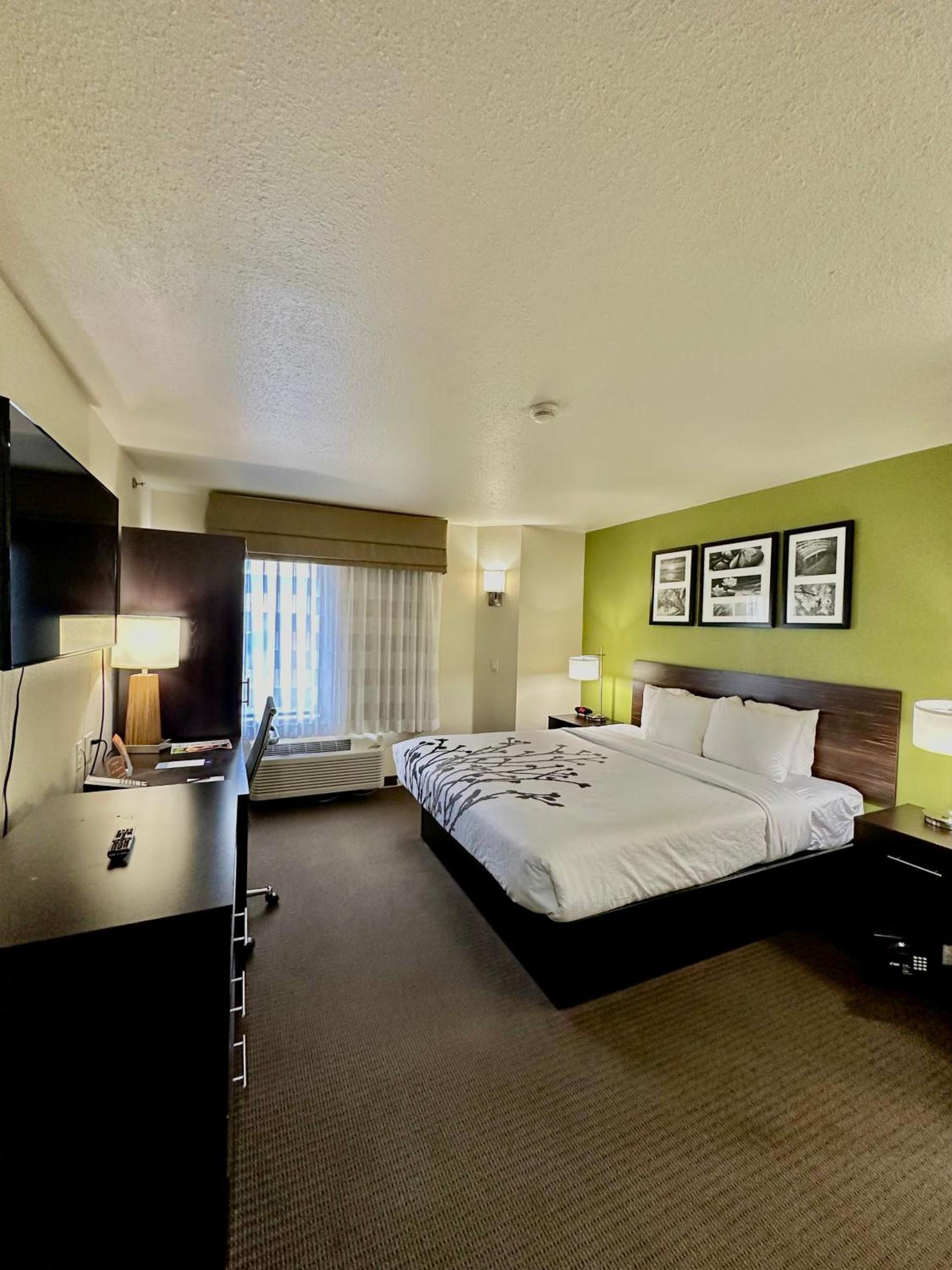 Sleep Inn & Suites Tulsa Central I-44 photo 50