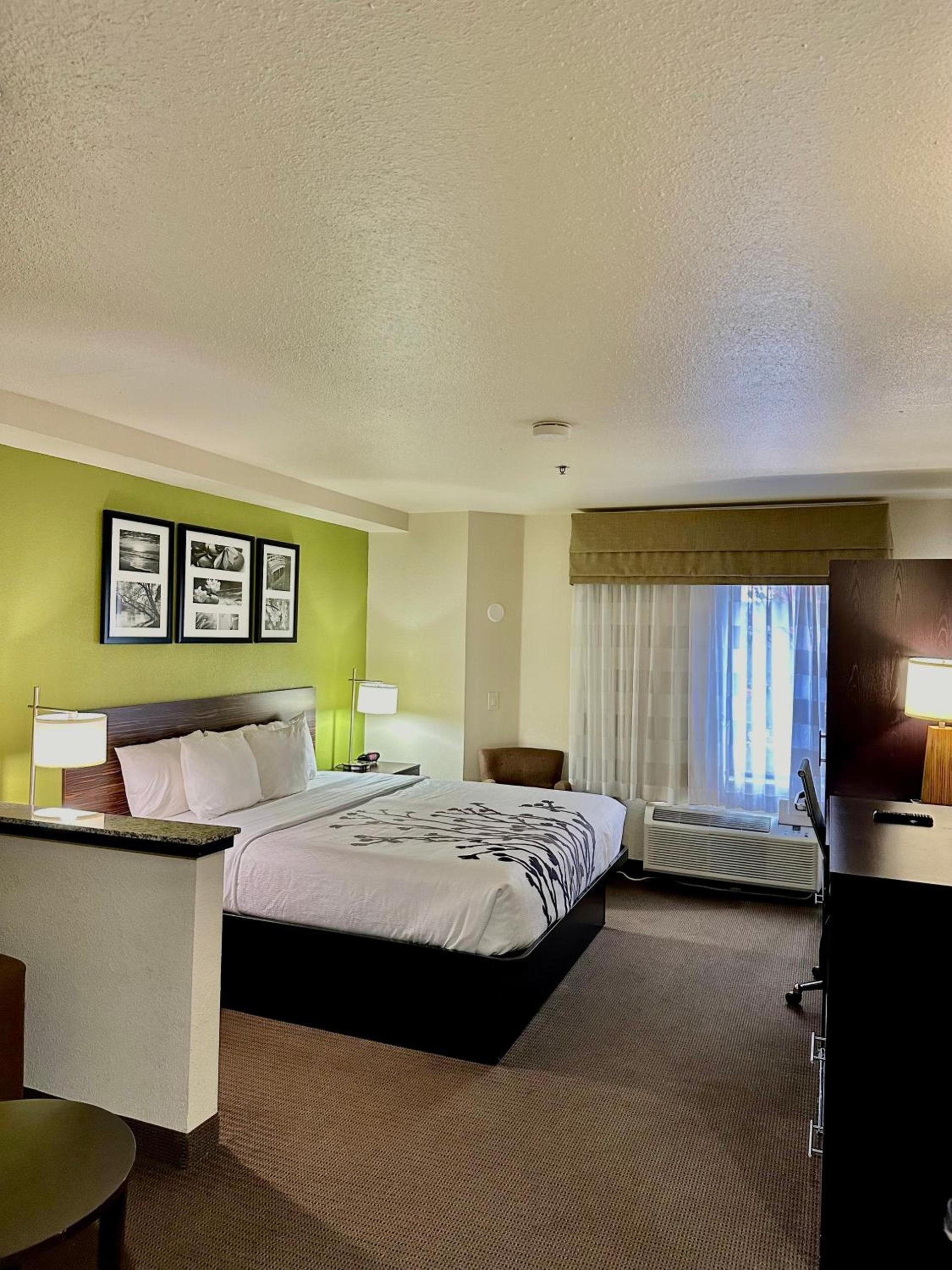 Sleep Inn & Suites Tulsa Central I-44 photo 53