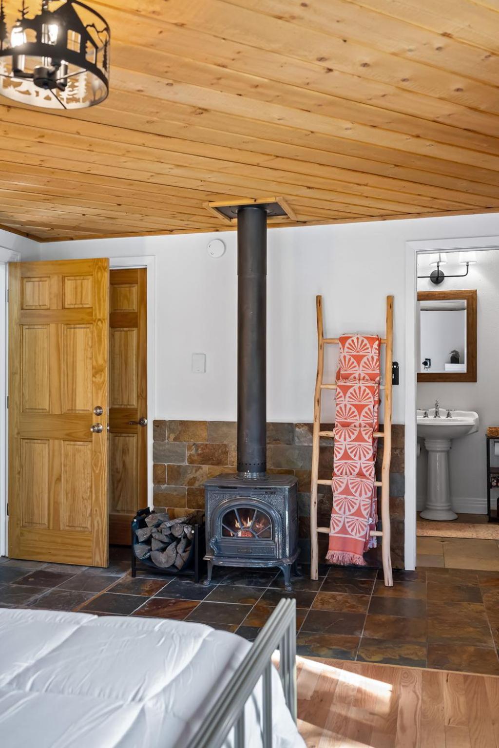 Nestled Inn photo 9