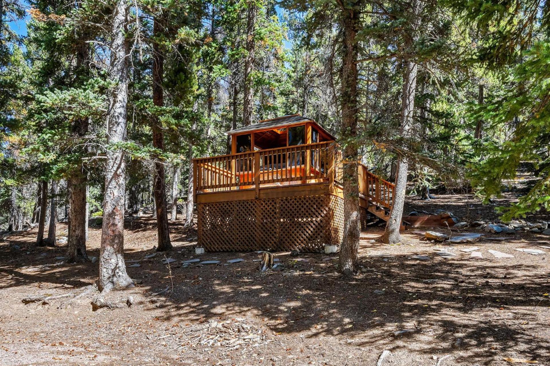 Nestled Inn photo 17