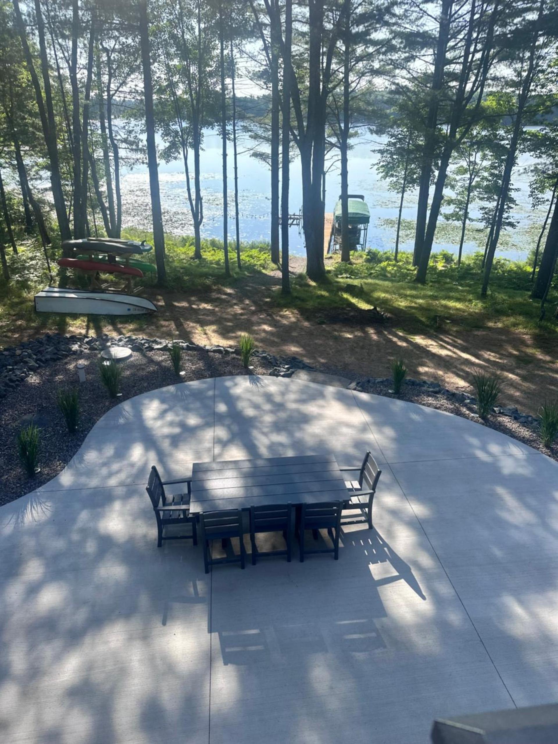 Black Bear Lodge photo 10