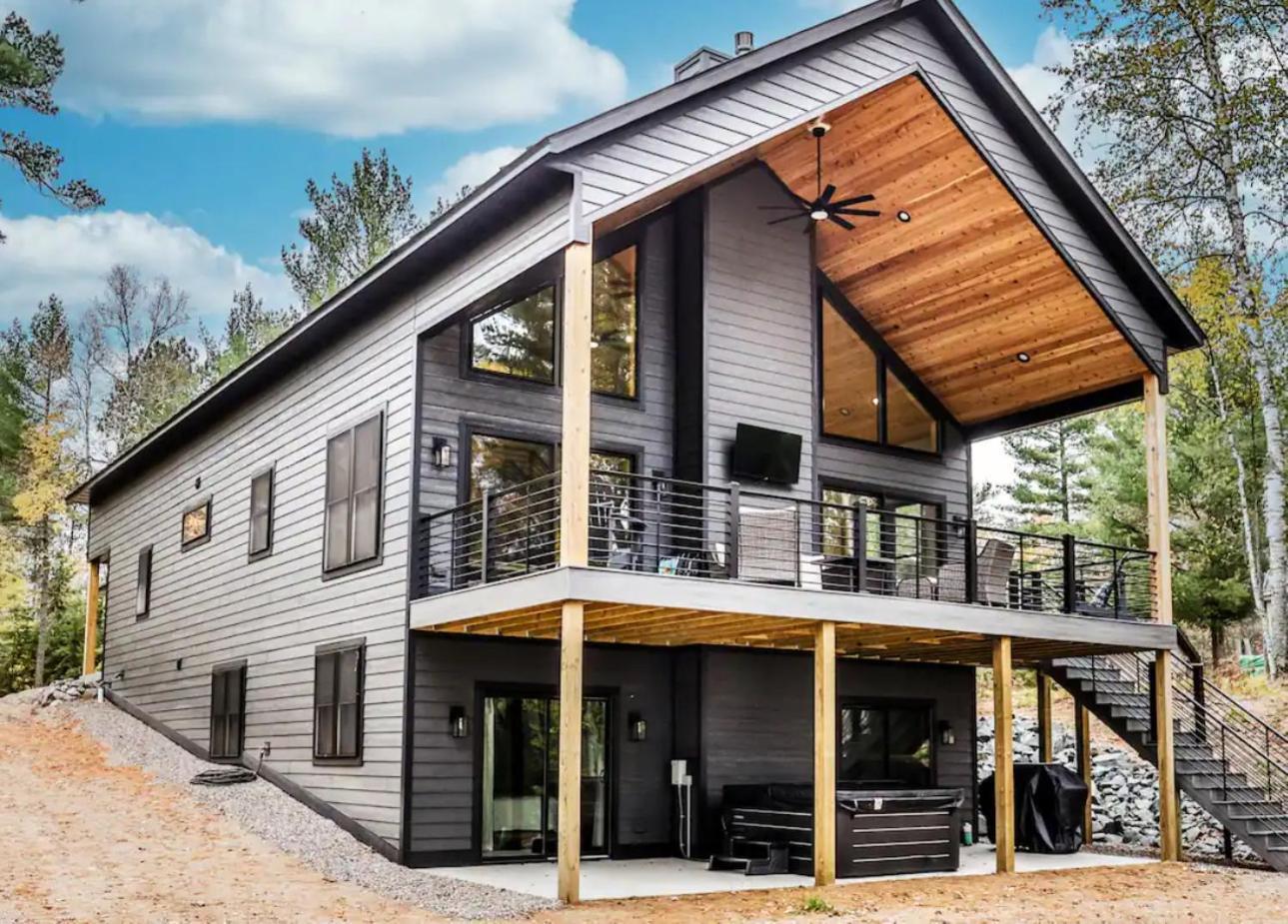 Black Bear Lodge photo 3