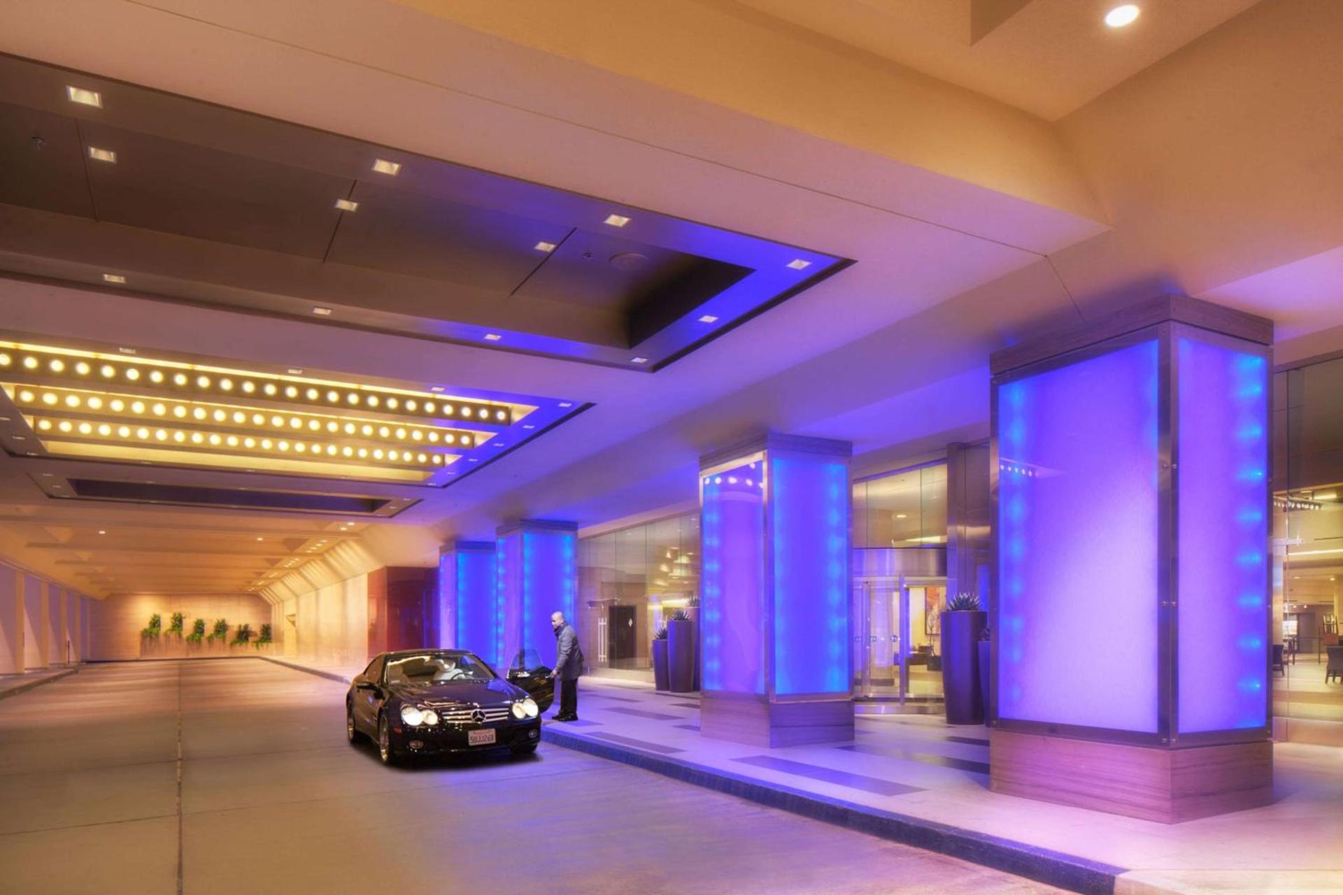 Hilton Anaheim photo 6
