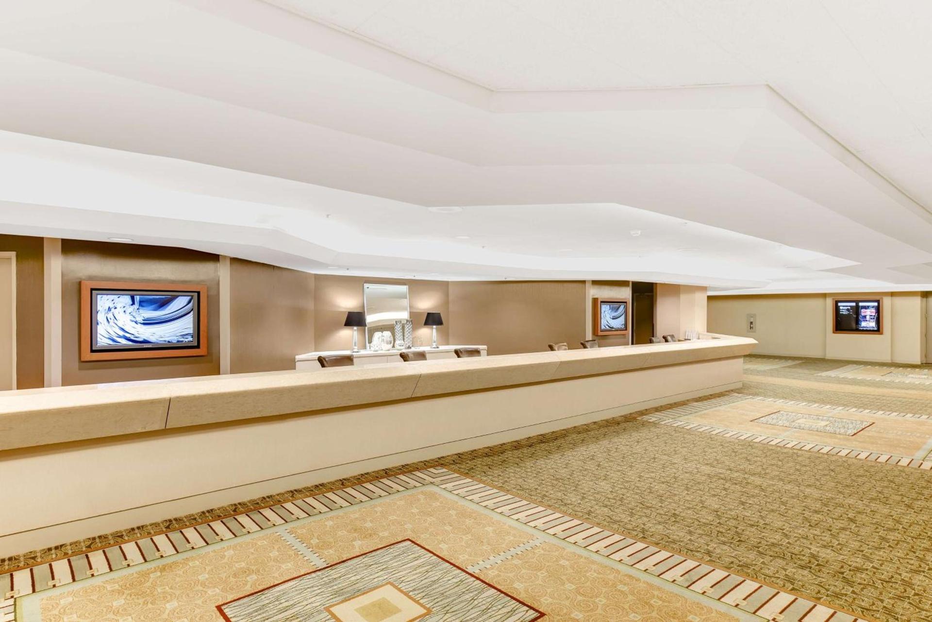 Hilton Anaheim photo 12
